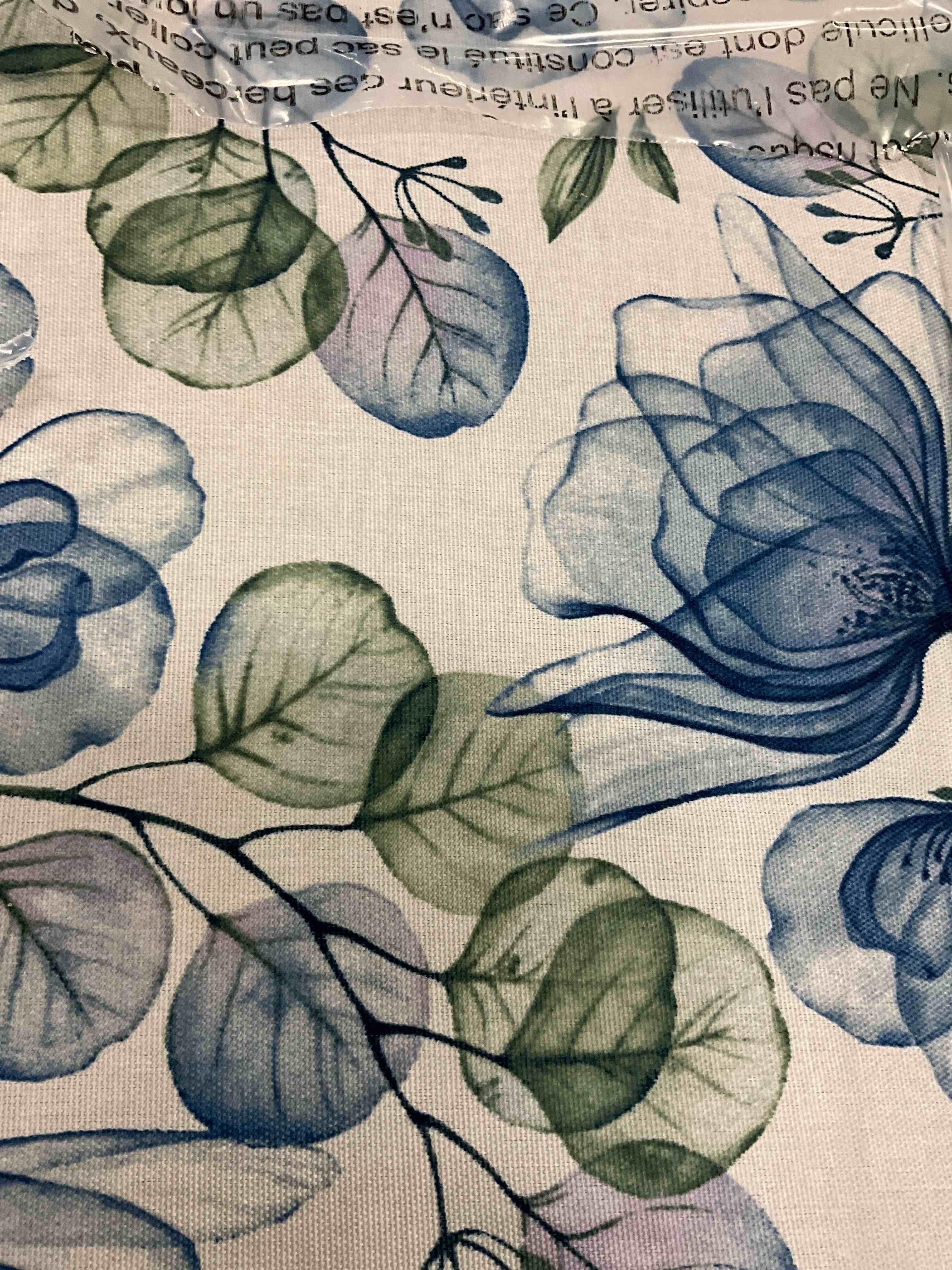 White with Blue Flower Couch Cushion 5664PH-6680A