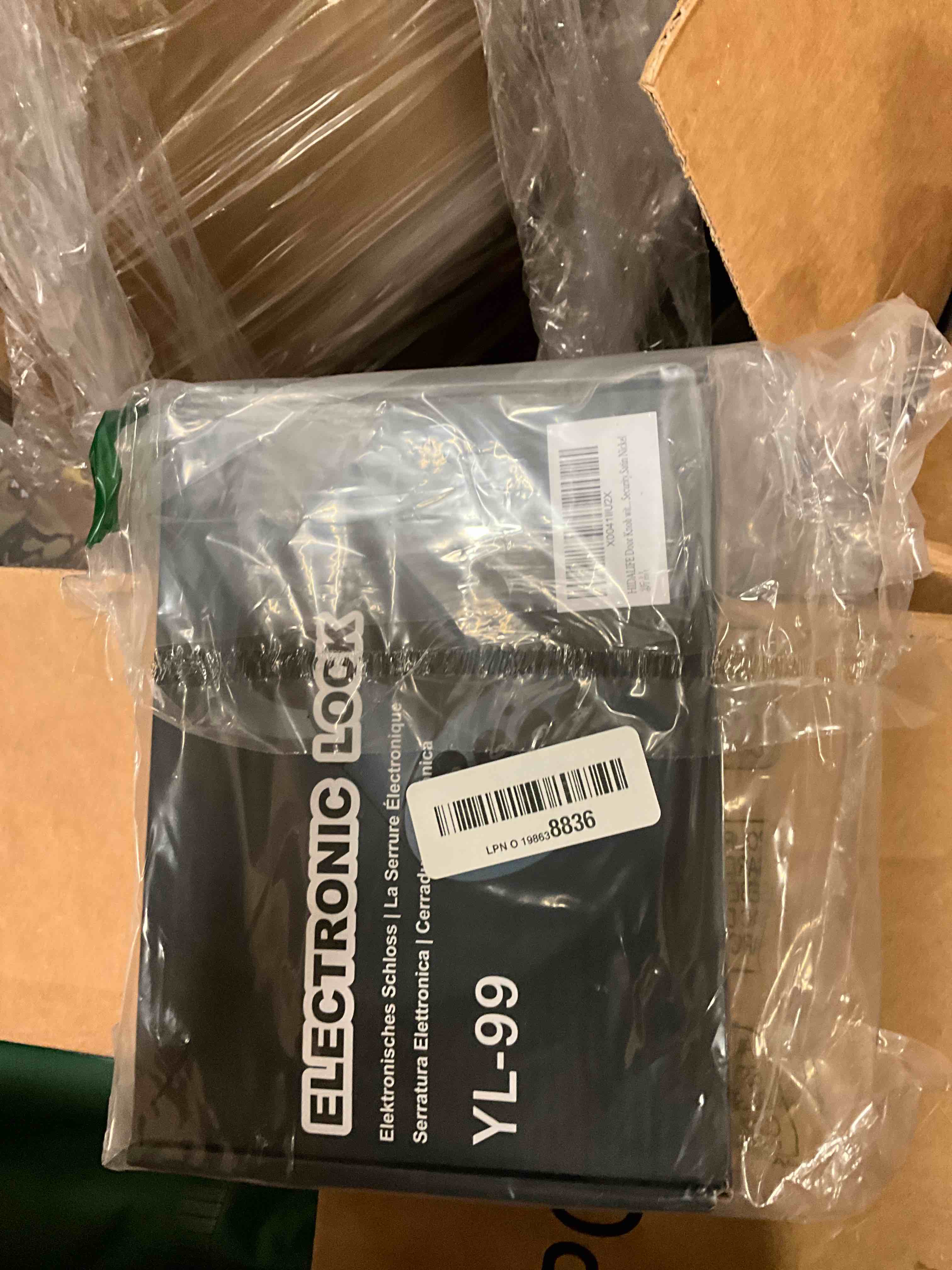 https://s3.amazonaws.com/lotting-images-prod/bidfta/ORG6283097_1726176073395.jpeg