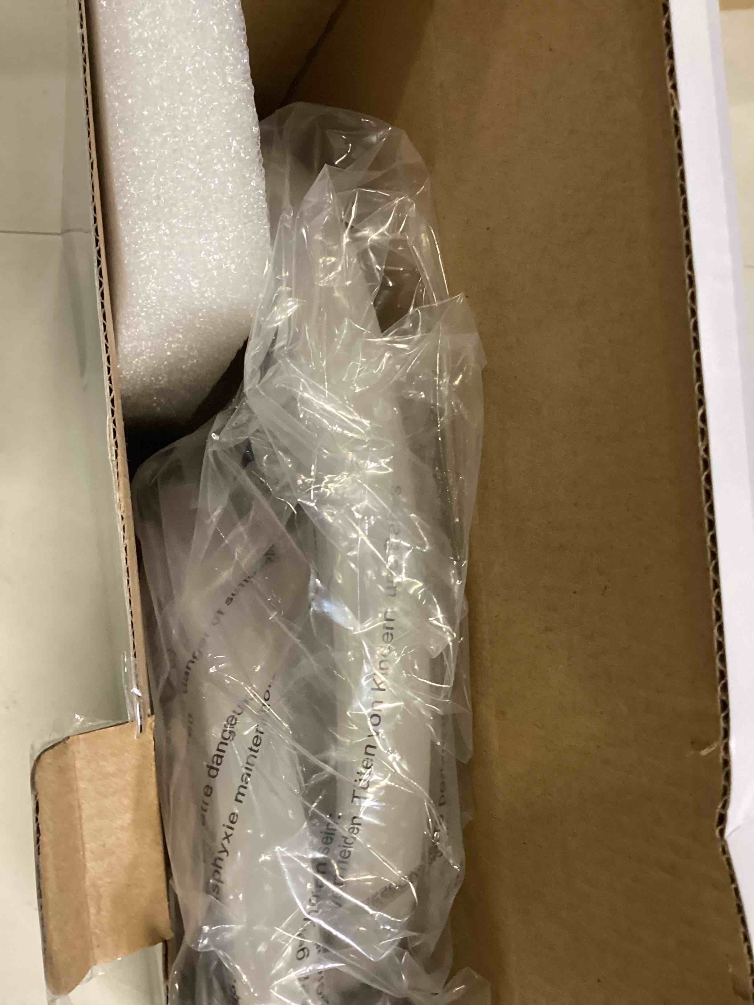 https://s3.amazonaws.com/lotting-images-prod/bidfta/ORG6284169_1714578305365.jpeg