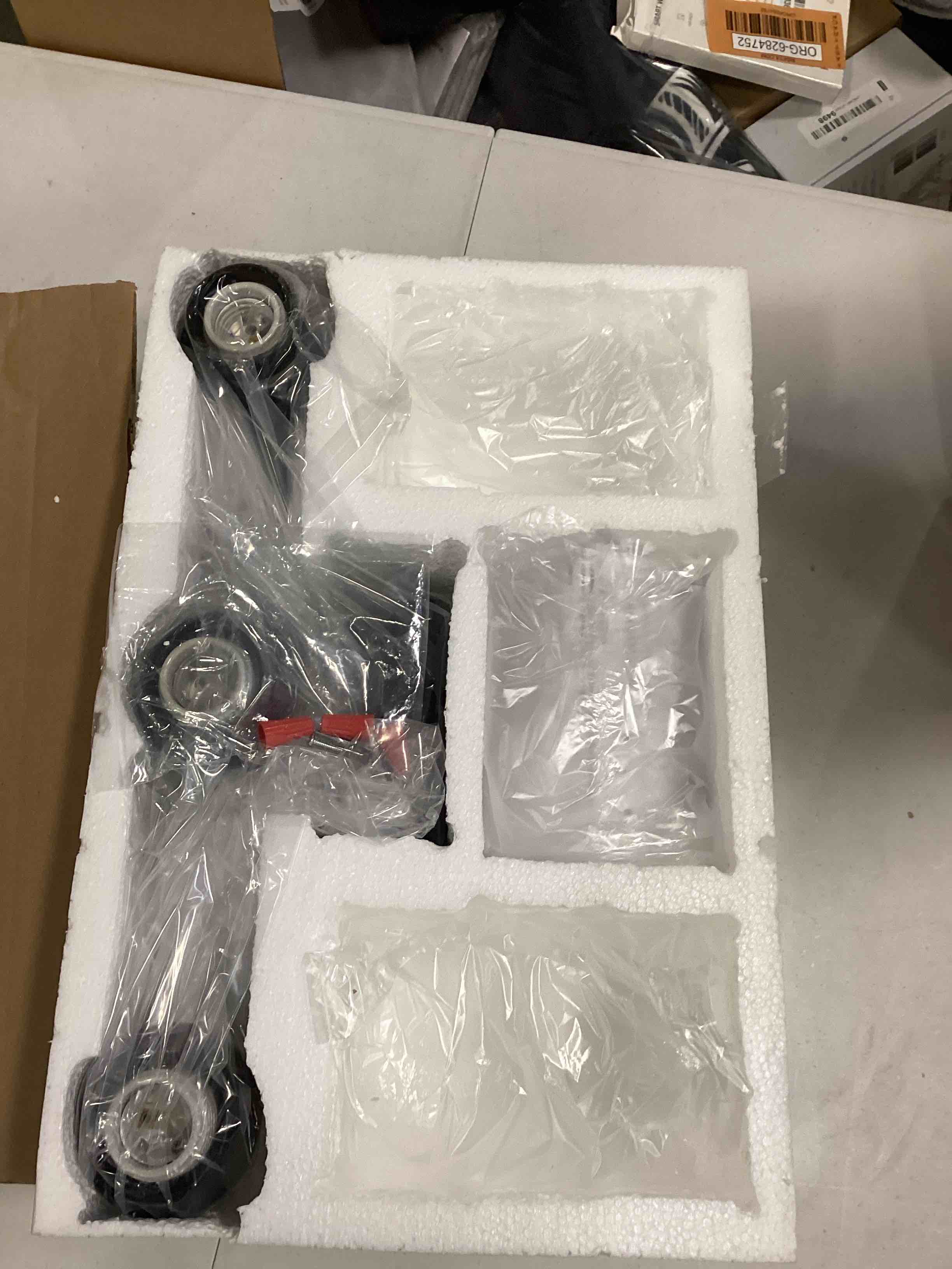 https://s3.amazonaws.com/lotting-images-prod/bidfta/ORG6284806_1714998685063.jpeg