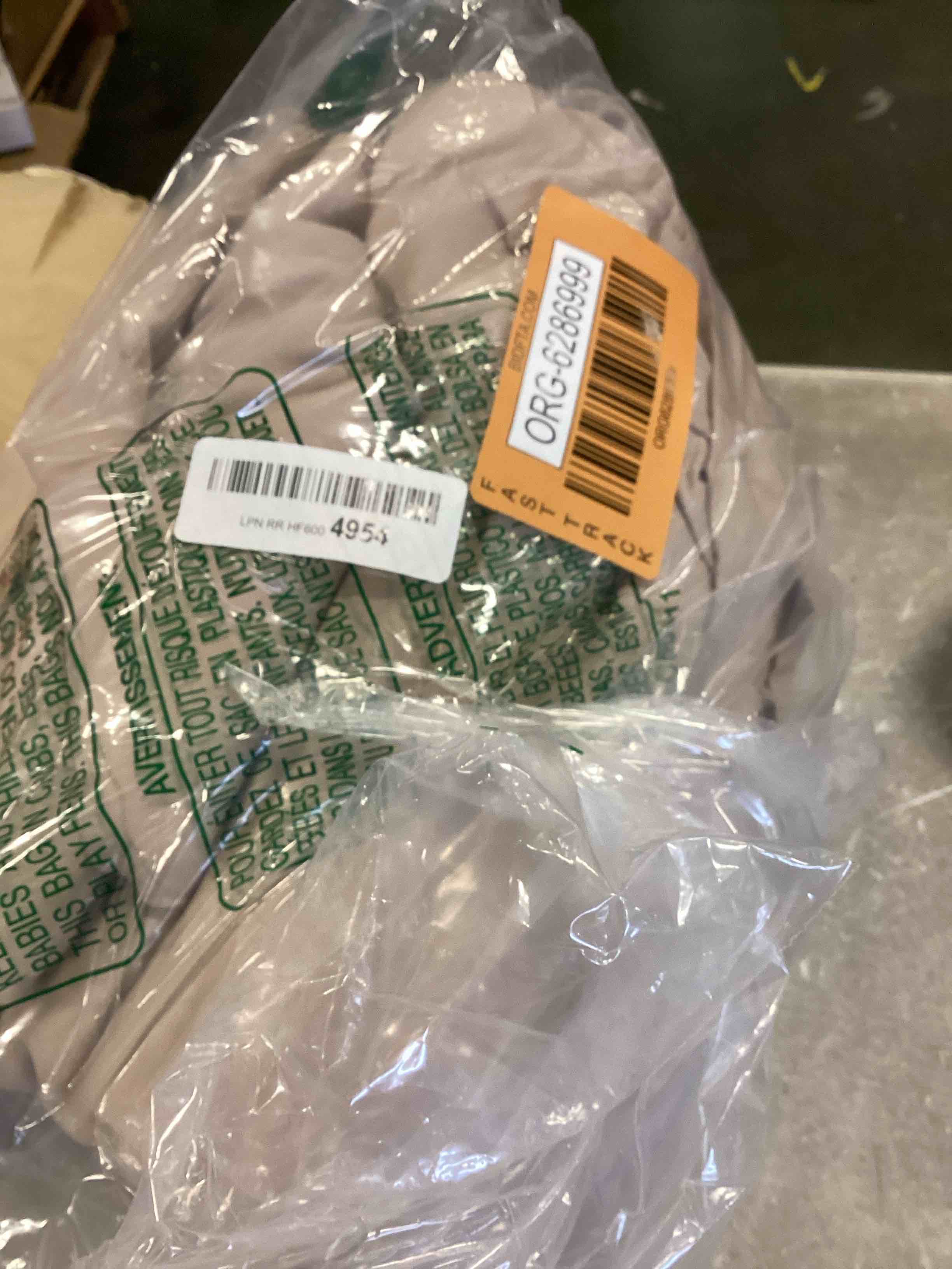 https://s3.amazonaws.com/lotting-images-prod/bidfta/ORG6286999_1714139205606.jpeg