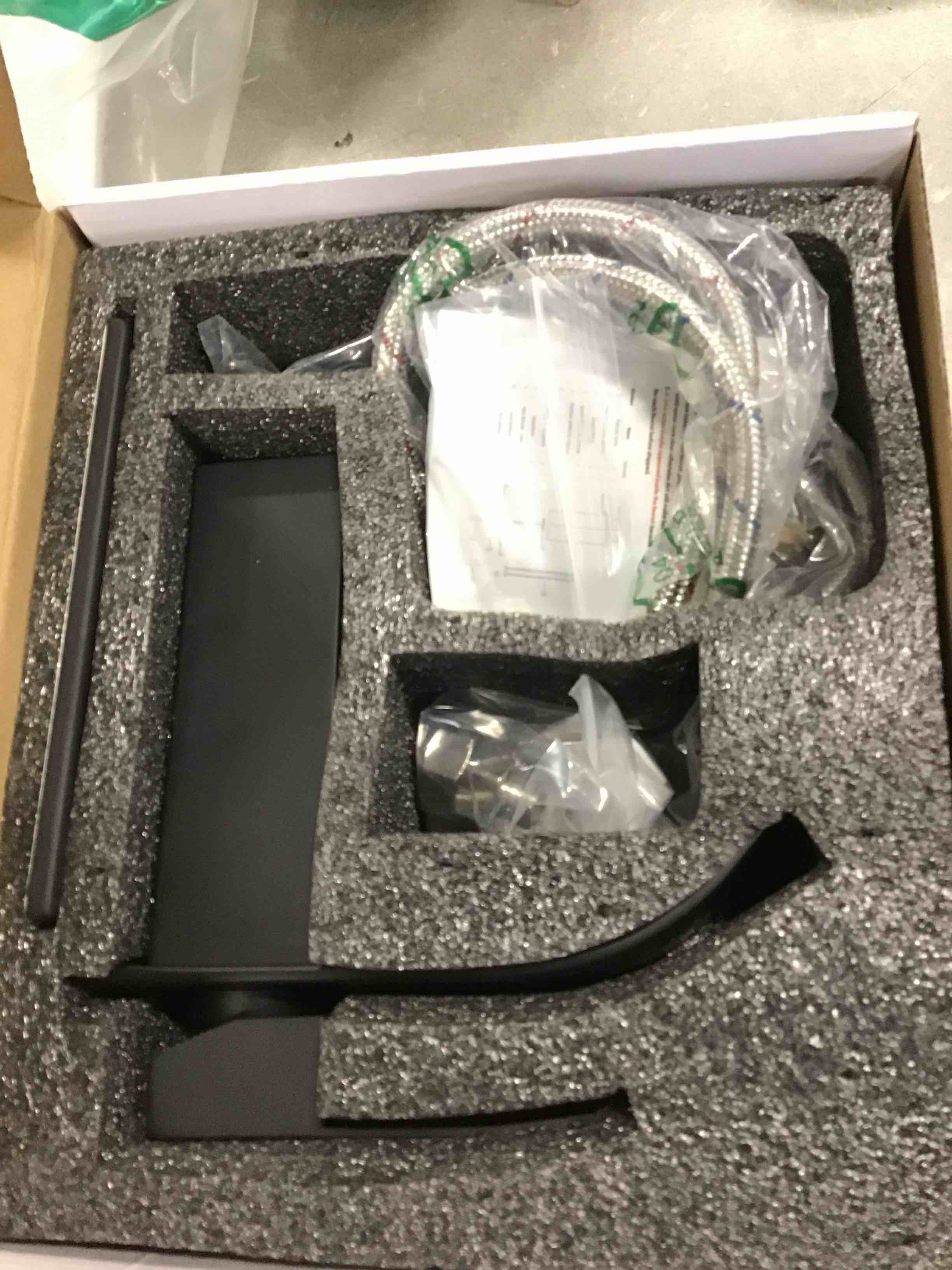 https://s3.amazonaws.com/lotting-images-prod/bidfta/ORG6287242_1714216807010.jpeg