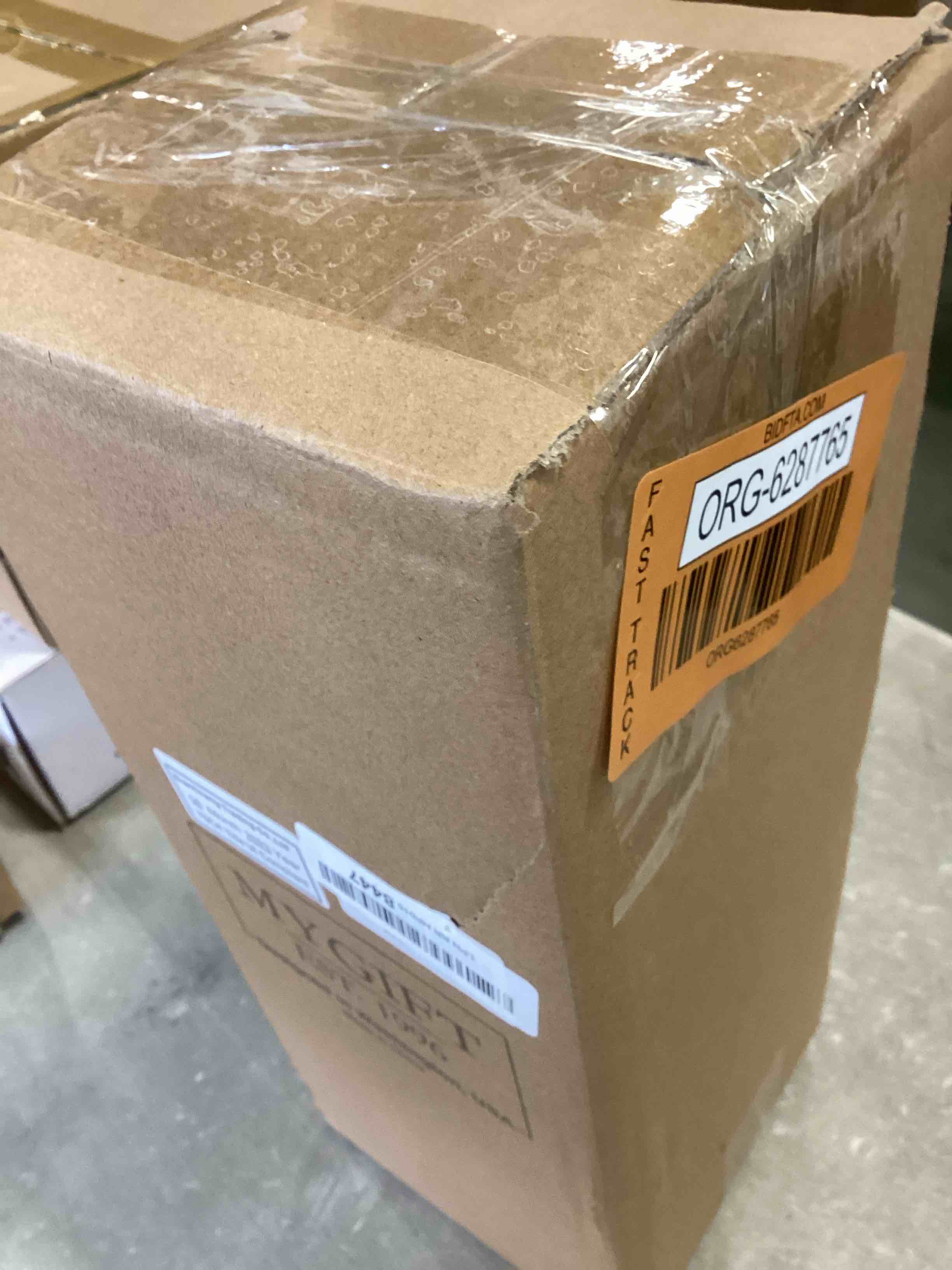 https://s3.amazonaws.com/lotting-images-prod/bidfta/ORG6287765_1714418530506.jpeg