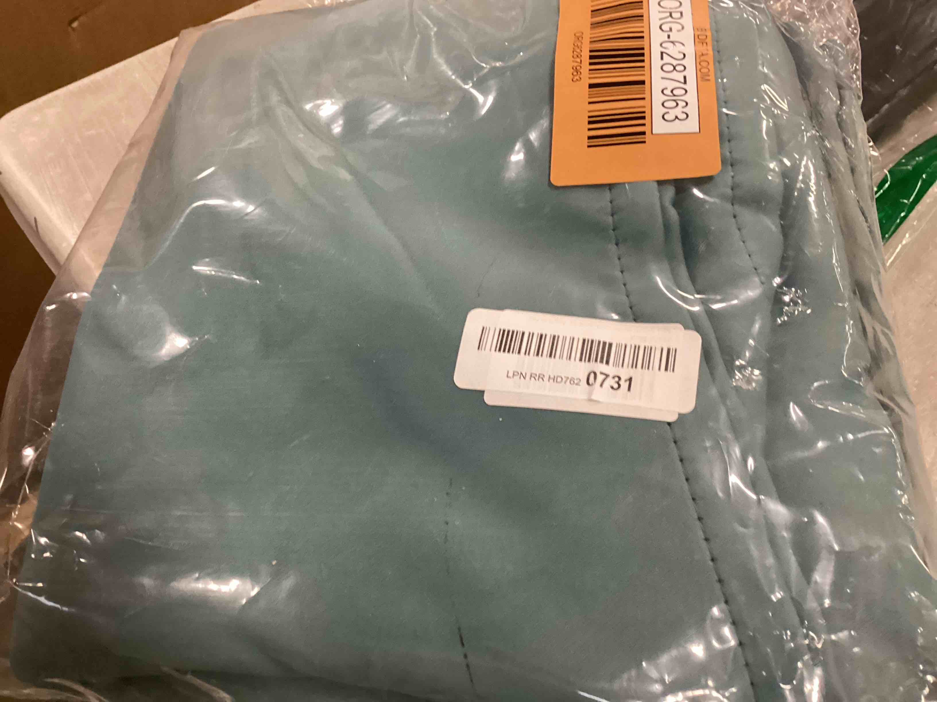 https://s3.amazonaws.com/lotting-images-prod/bidfta/ORG6287963_1714483732749.jpeg