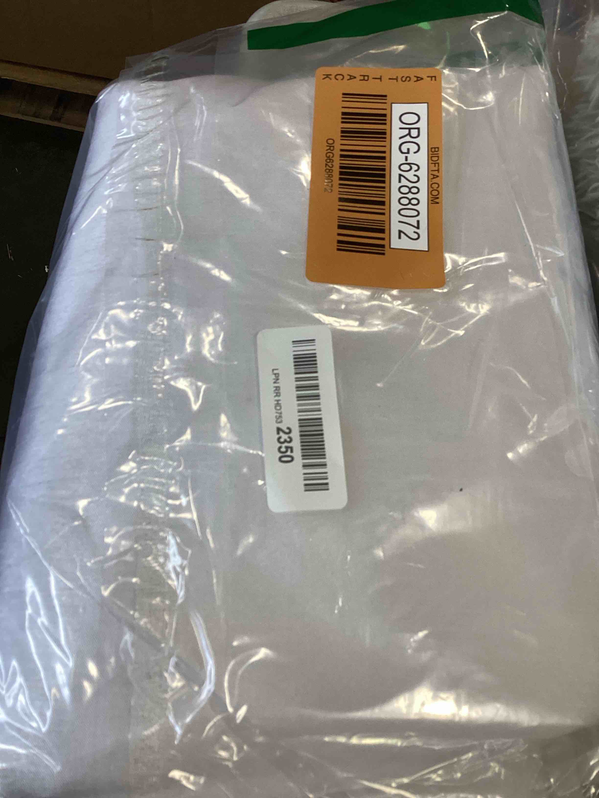 https://s3.amazonaws.com/lotting-images-prod/bidfta/ORG6288072_1714492573315.jpeg