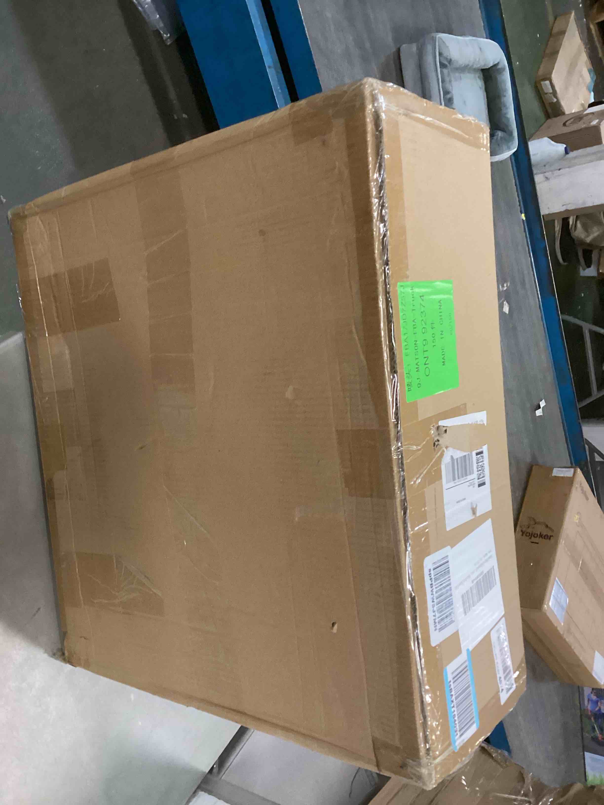 https://s3.amazonaws.com/lotting-images-prod/bidfta/ORG6290065_1714404908432.jpeg