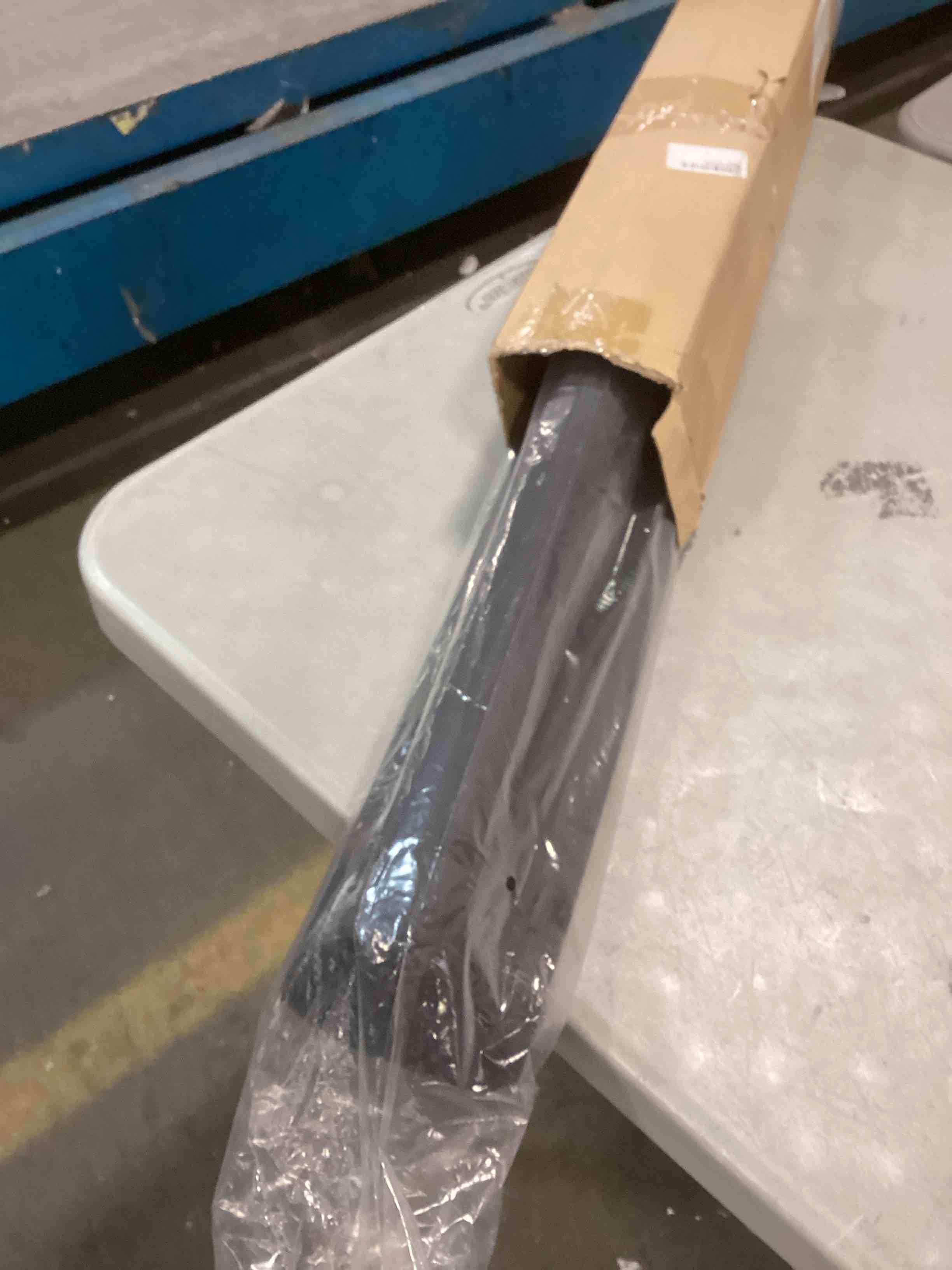 https://s3.amazonaws.com/lotting-images-prod/bidfta/ORG6290104_1714411777698.jpeg