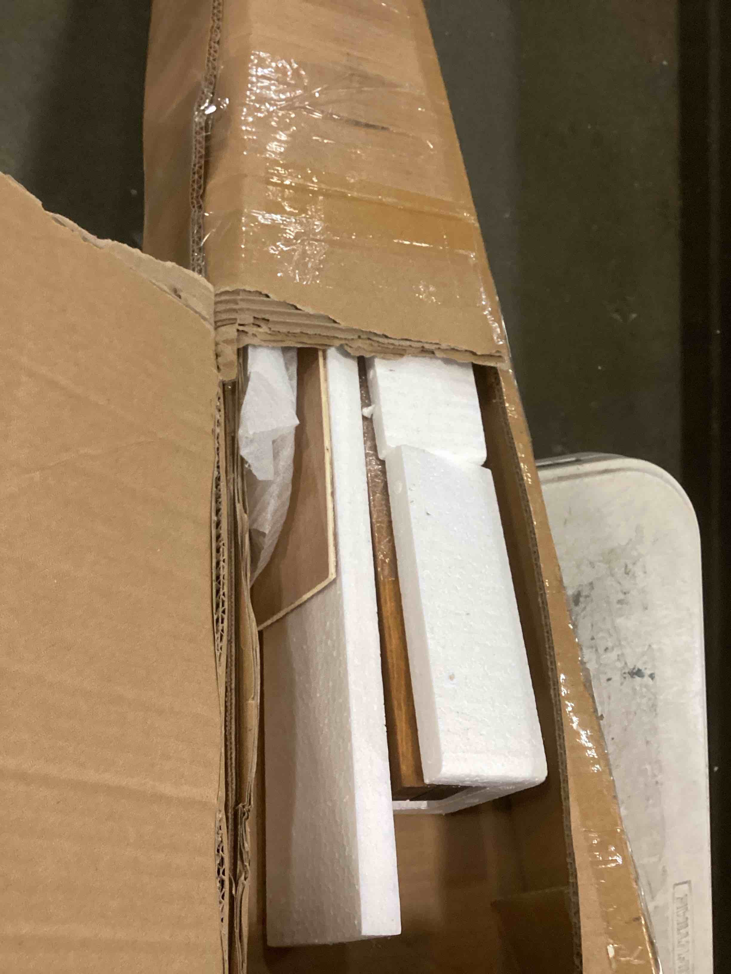 https://s3.amazonaws.com/lotting-images-prod/bidfta/ORG6290610_1714567820331.jpeg