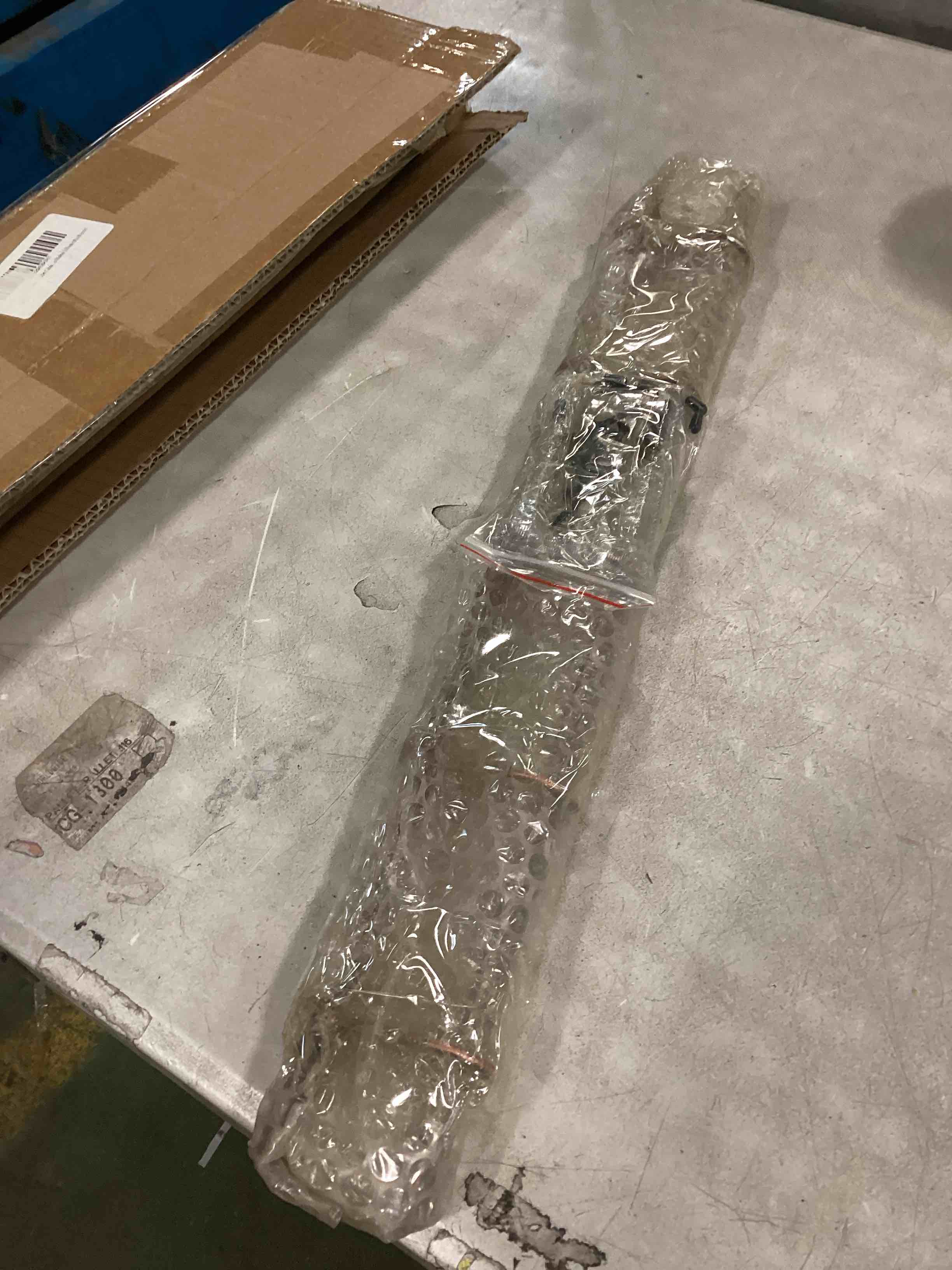 https://s3.amazonaws.com/lotting-images-prod/bidfta/ORG6291330_1714762403213.jpeg