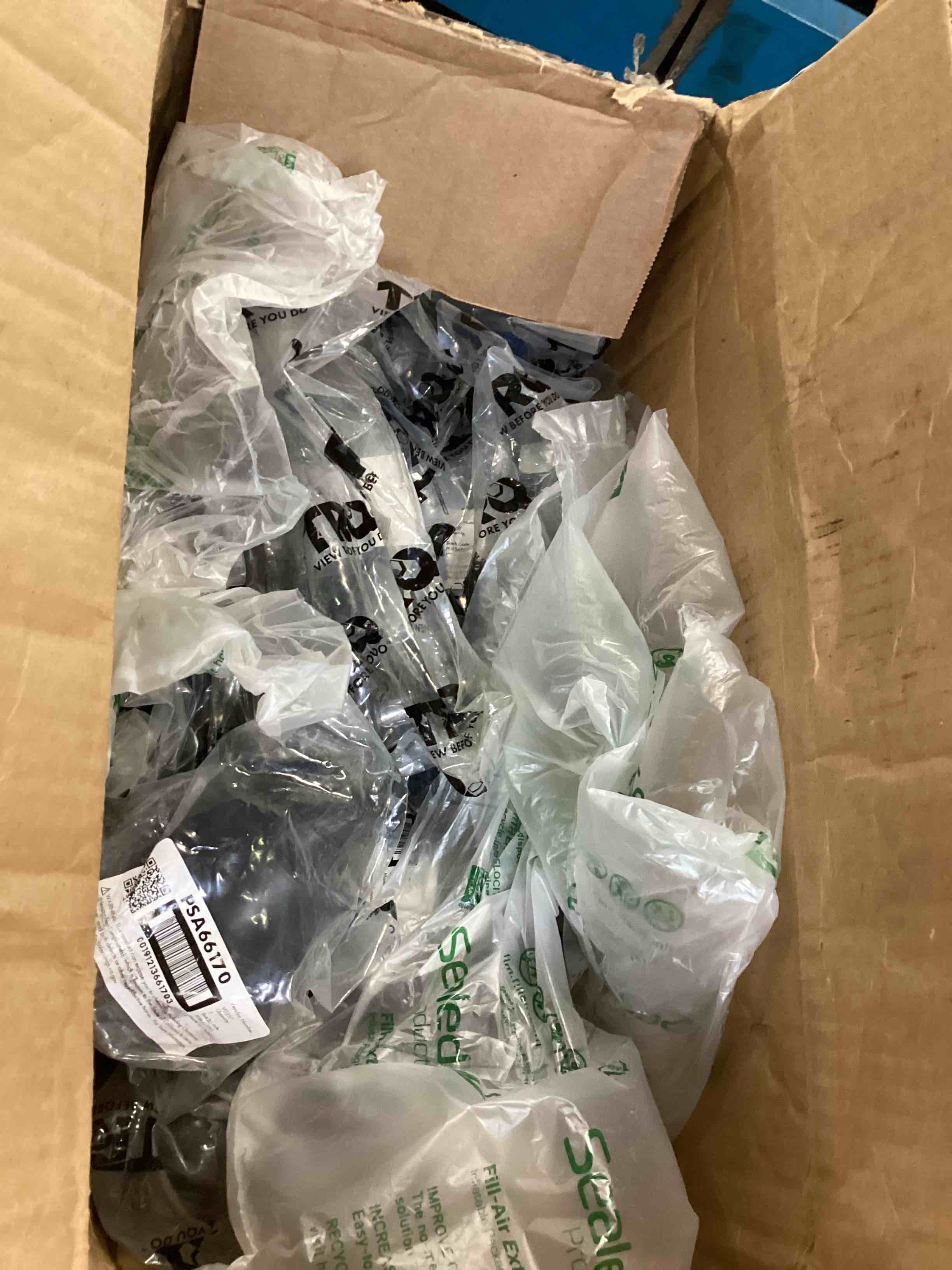 https://s3.amazonaws.com/lotting-images-prod/bidfta/ORG6293109_1714490502976.jpeg