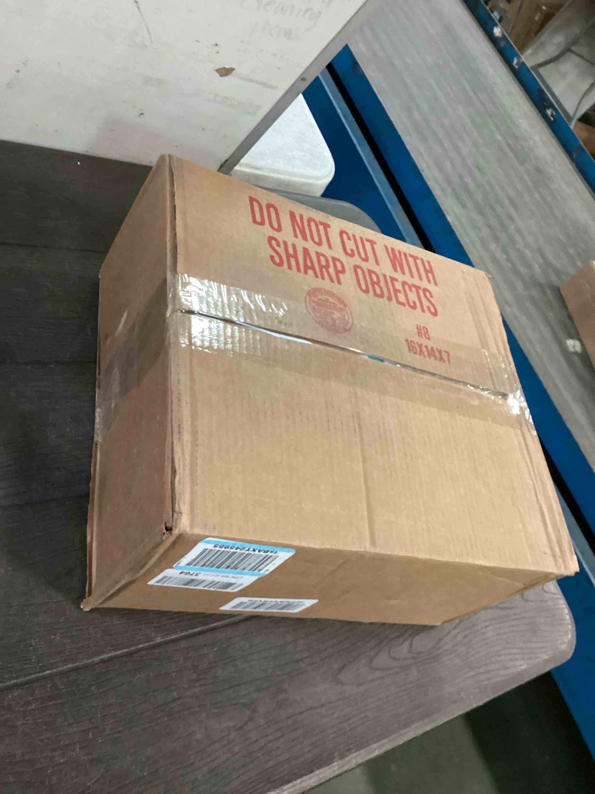 https://s3.amazonaws.com/lotting-images-prod/bidfta/ORG6294225_1715086546323.jpeg