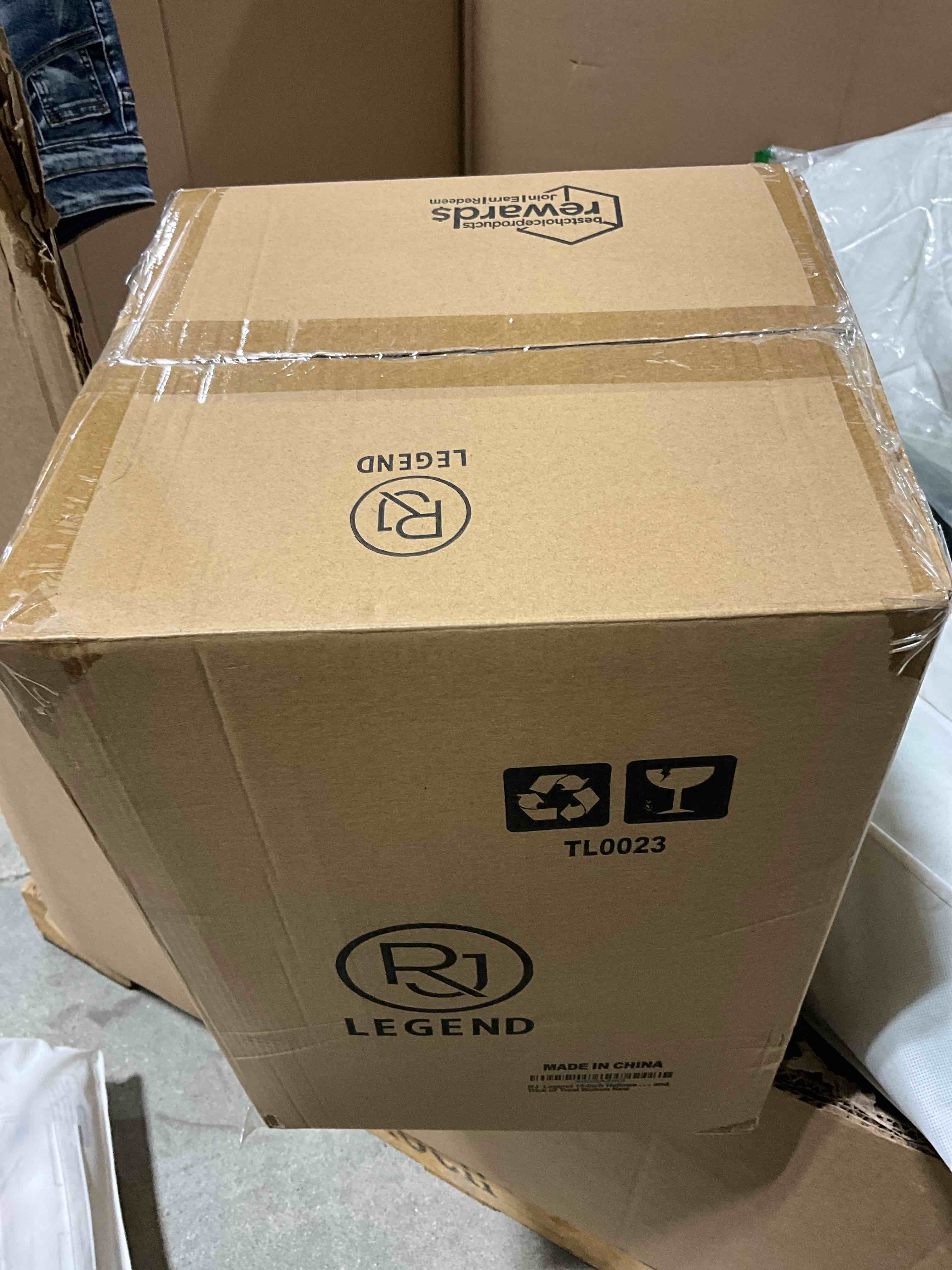 https://s3.amazonaws.com/lotting-images-prod/bidfta/ORG6306525_1724354640805.jpeg