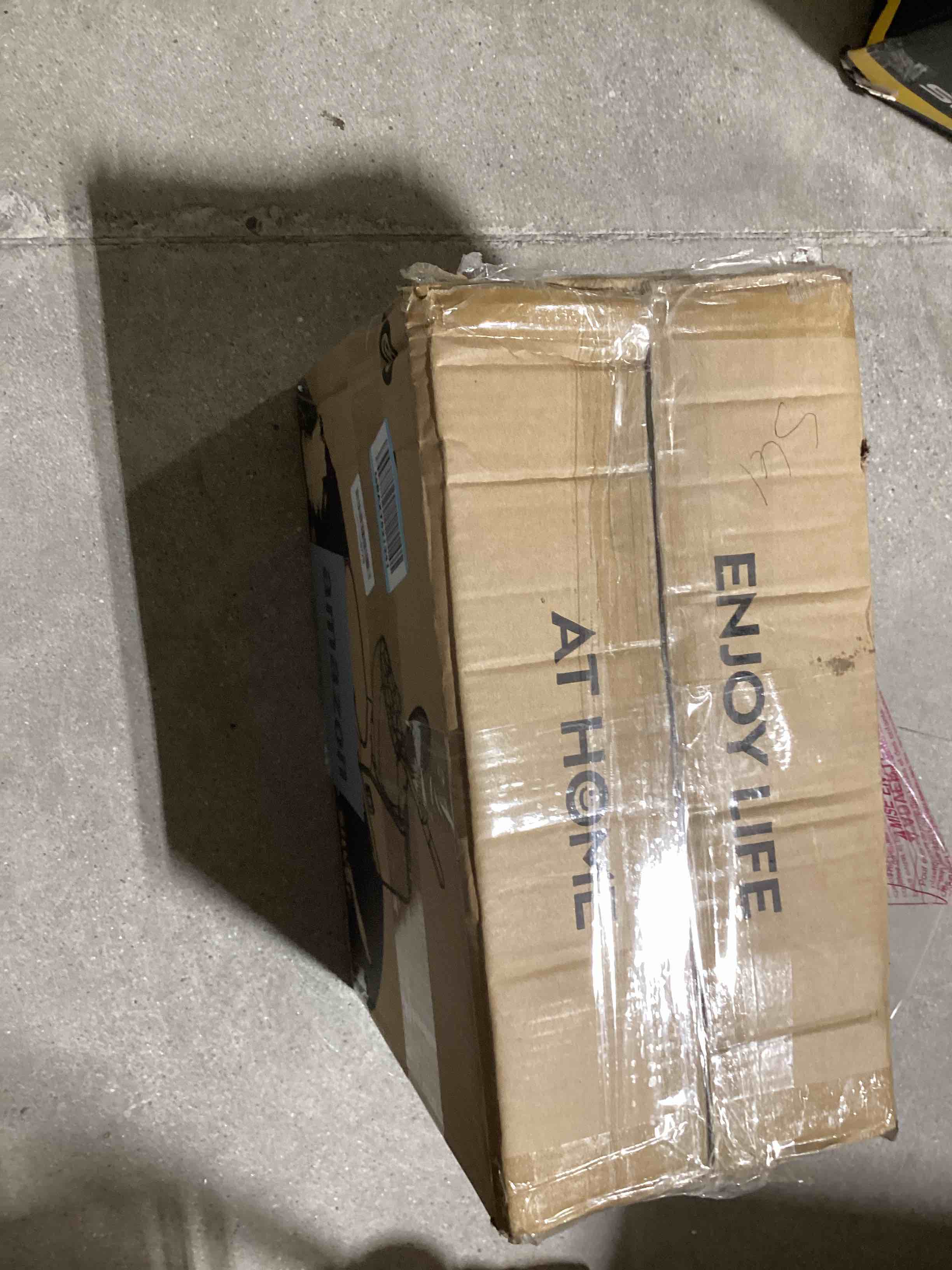 https://s3.amazonaws.com/lotting-images-prod/bidfta/ORG6306735_1724681935327.jpeg