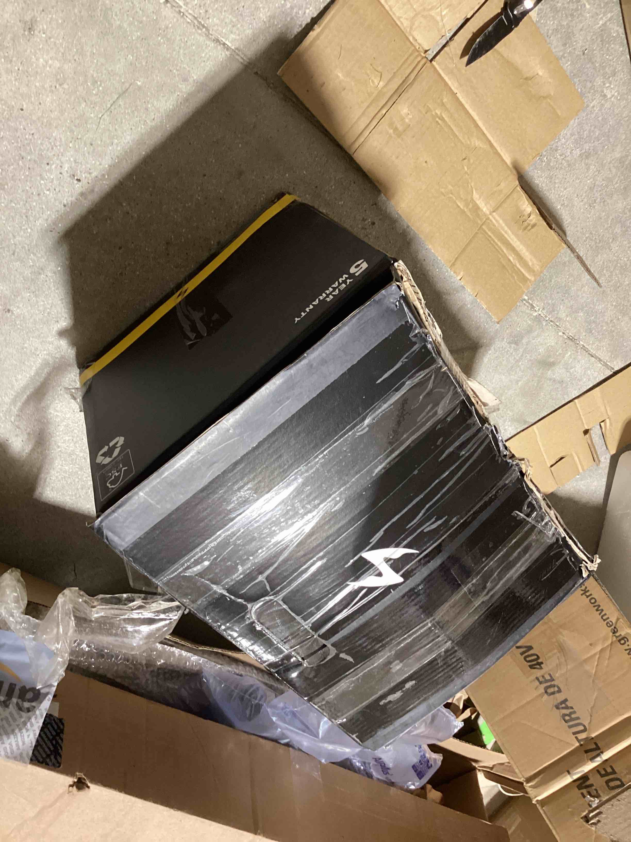https://s3.amazonaws.com/lotting-images-prod/bidfta/ORG6306742_1724685372374.jpeg