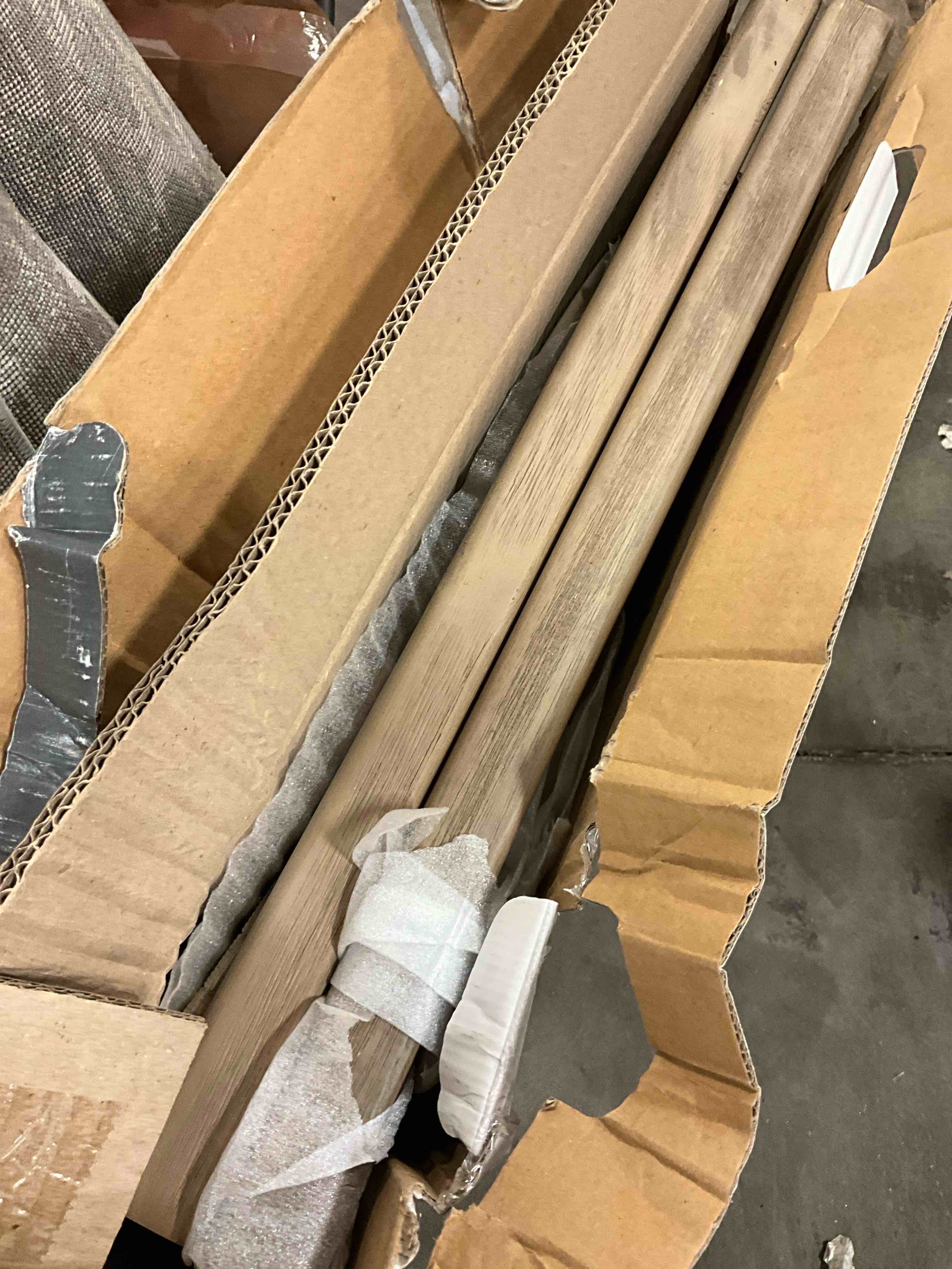 https://s3.amazonaws.com/lotting-images-prod/bidfta/ORG6311375_1715716519263.jpeg