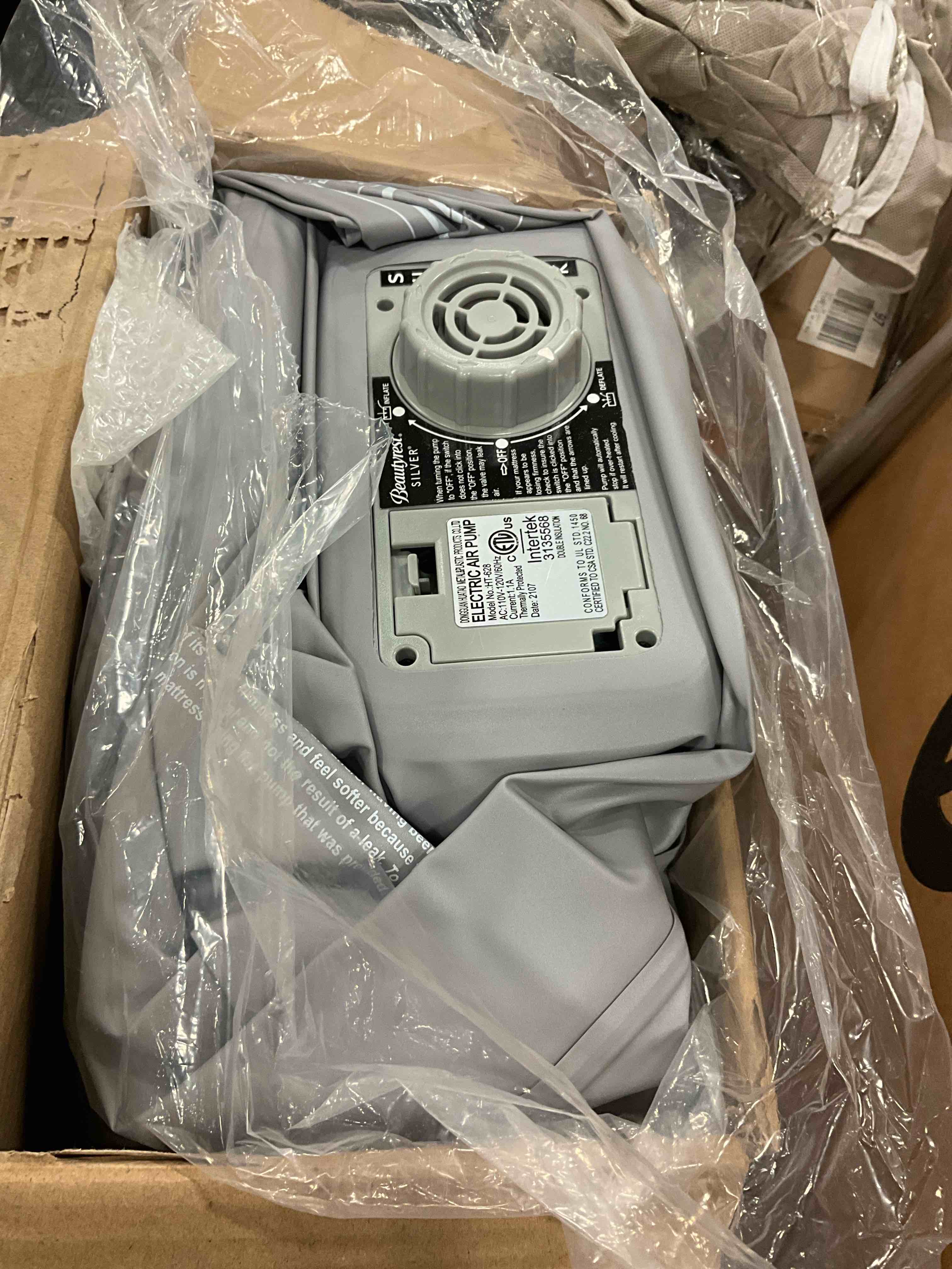 https://s3.amazonaws.com/lotting-images-prod/bidfta/ORG6311379_1715717348814.jpeg