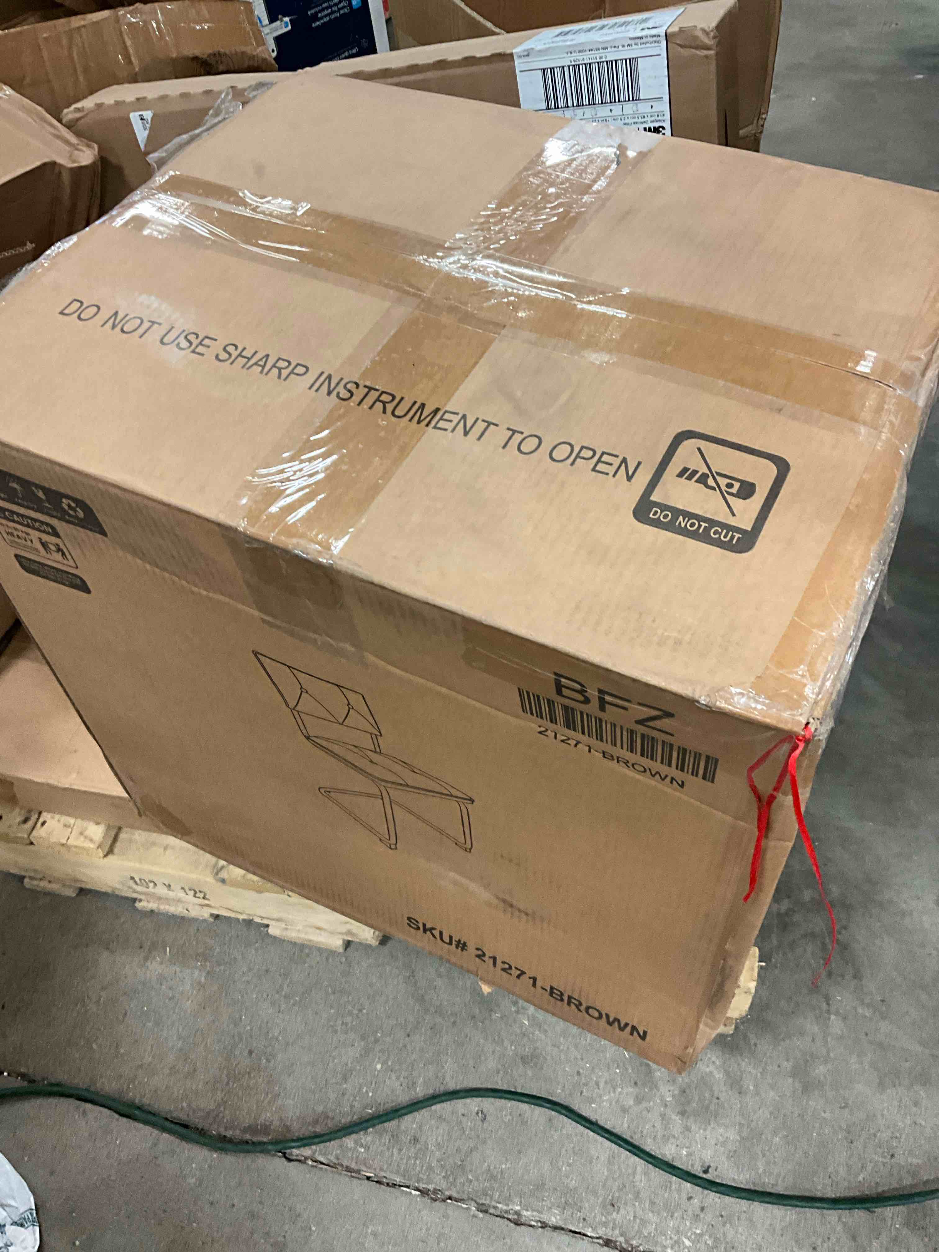 https://s3.amazonaws.com/lotting-images-prod/bidfta/ORG6312229_1717434230057.jpeg