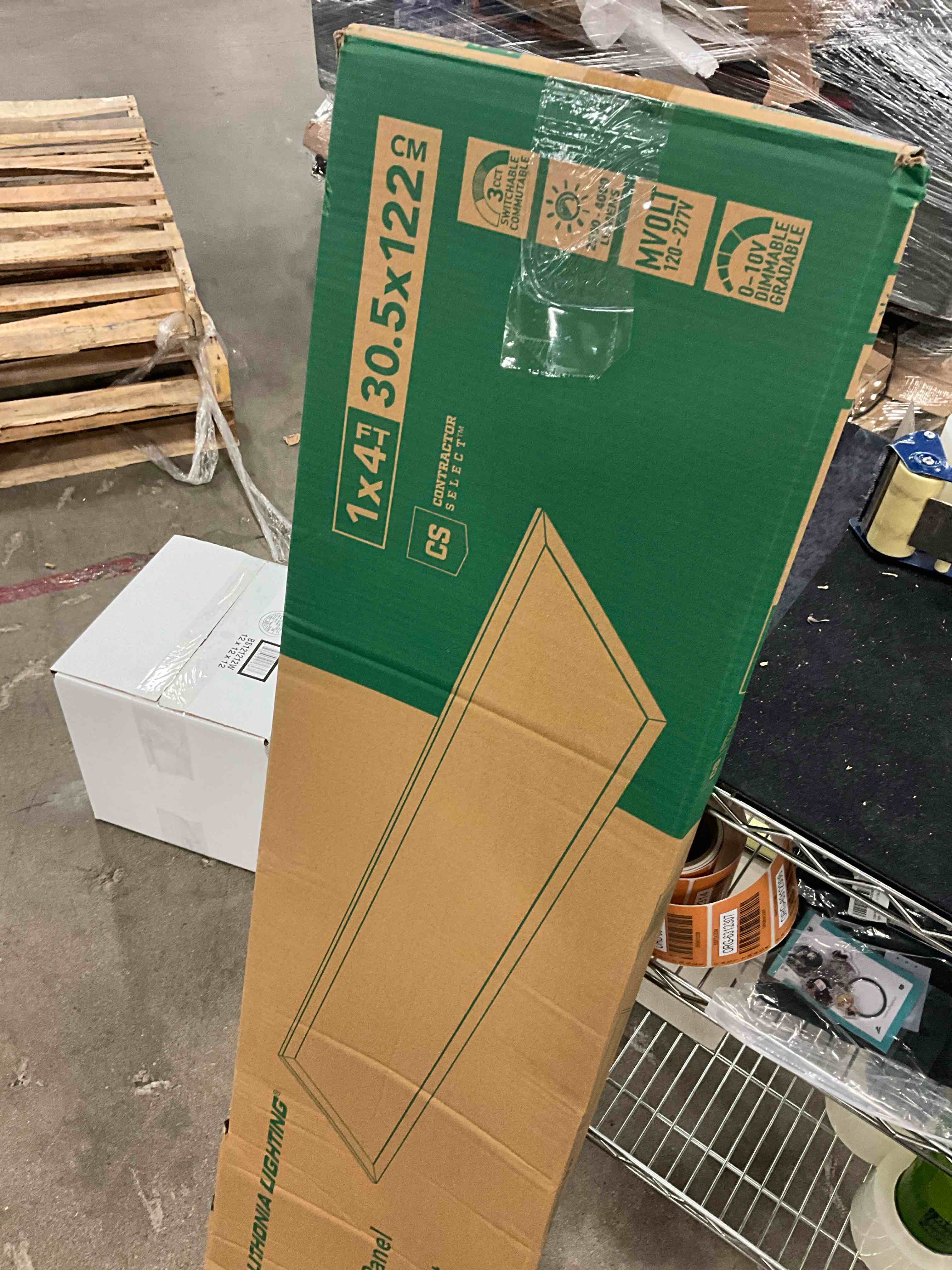 https://s3.amazonaws.com/lotting-images-prod/bidfta/ORG6312301_1717518947342.jpeg