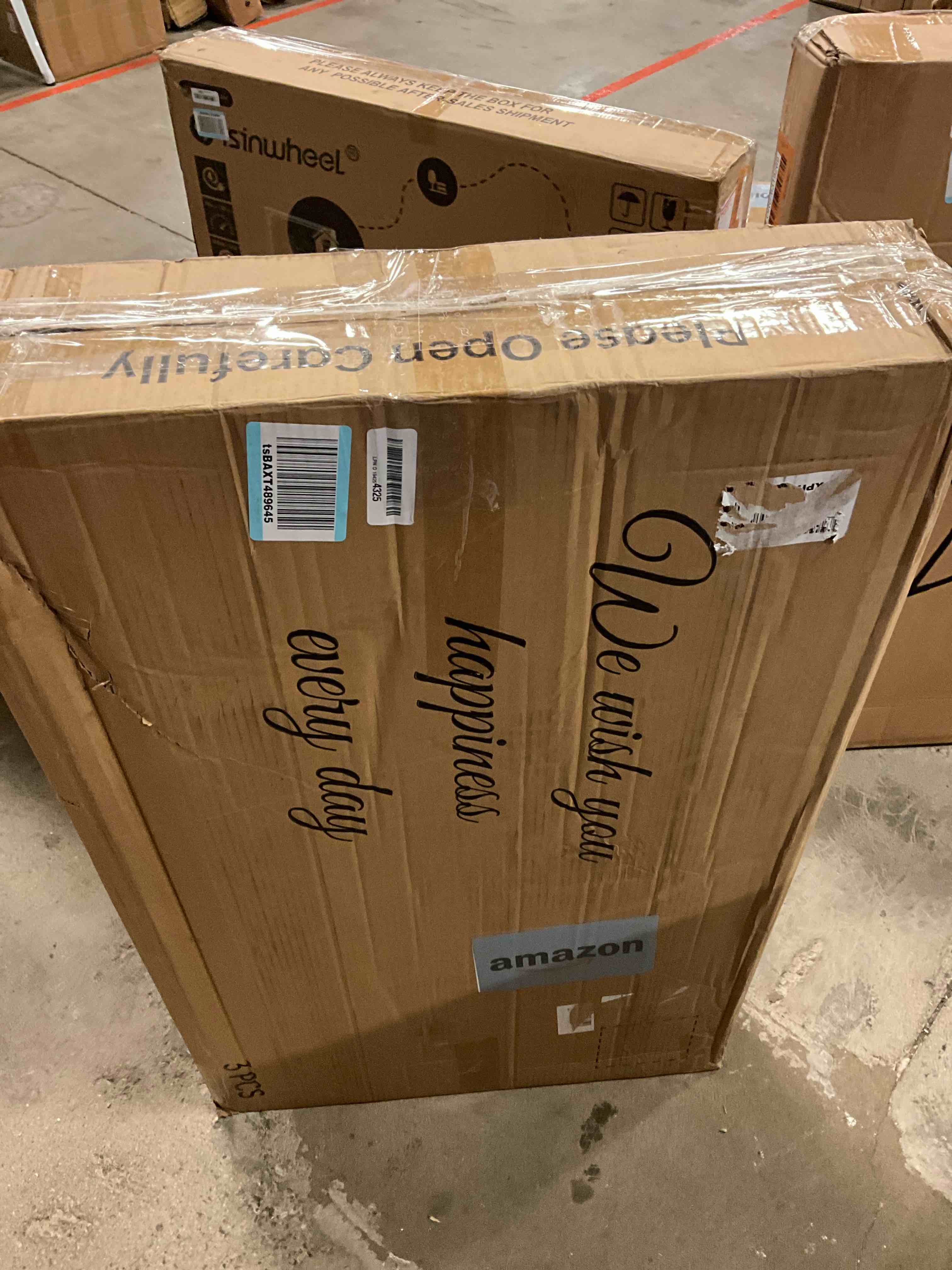 https://s3.amazonaws.com/lotting-images-prod/bidfta/ORG6319270_1723052408889.jpeg