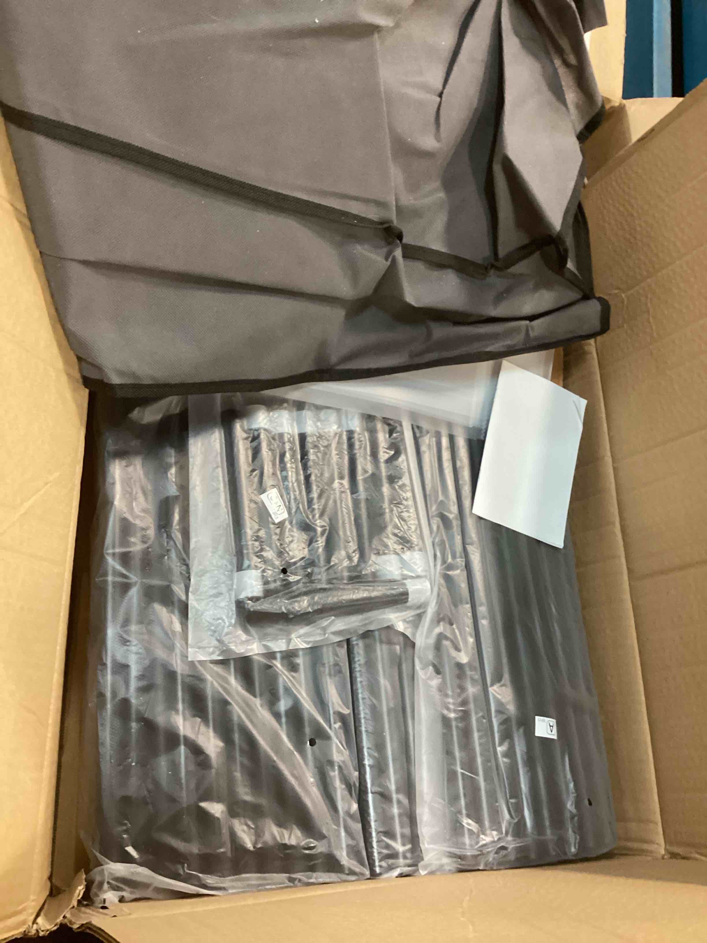 https://s3.amazonaws.com/lotting-images-prod/bidfta/ORG6332098_1712666793336.jpeg
