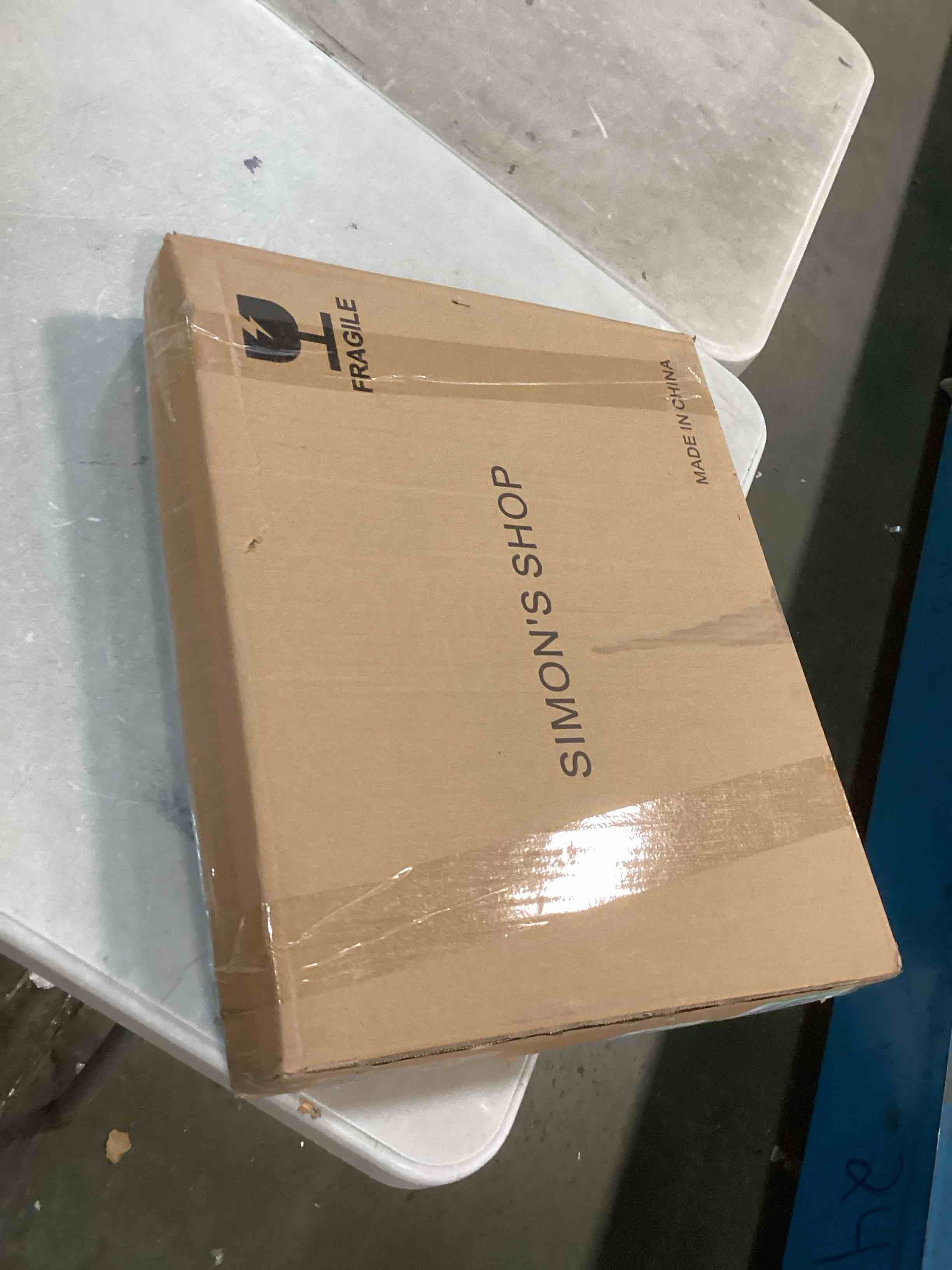 https://s3.amazonaws.com/lotting-images-prod/bidfta/ORG6332192_1712680001083.jpeg