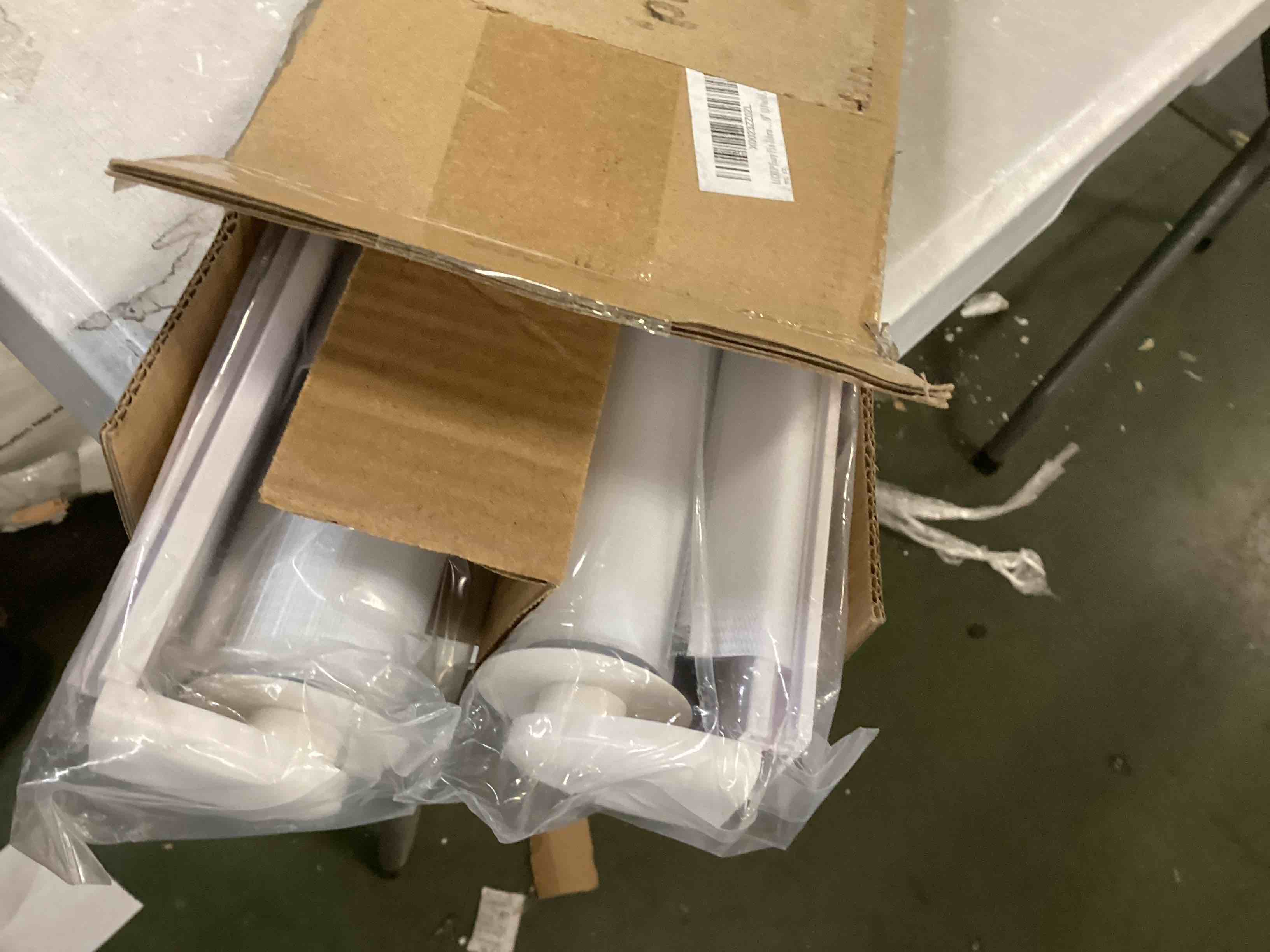 https://s3.amazonaws.com/lotting-images-prod/bidfta/ORG6333361_1713375434895.jpeg