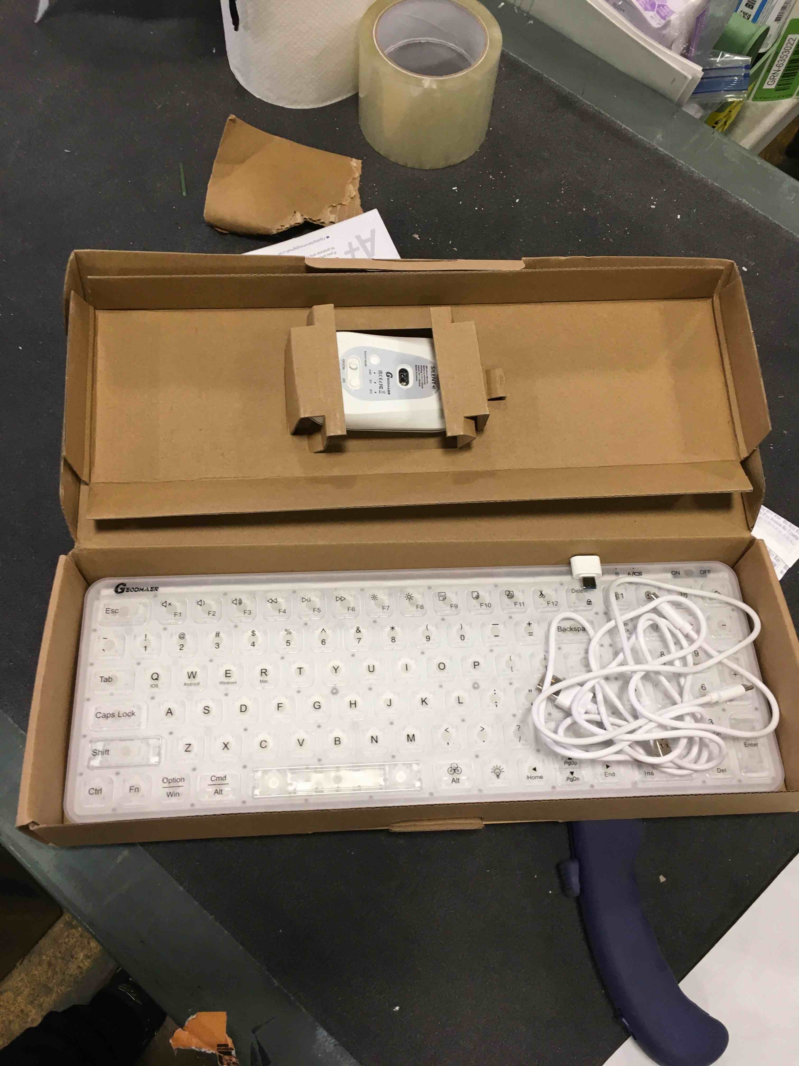 https://s3.amazonaws.com/lotting-images-prod/bidfta/ORG6333730_1712320283903.jpeg