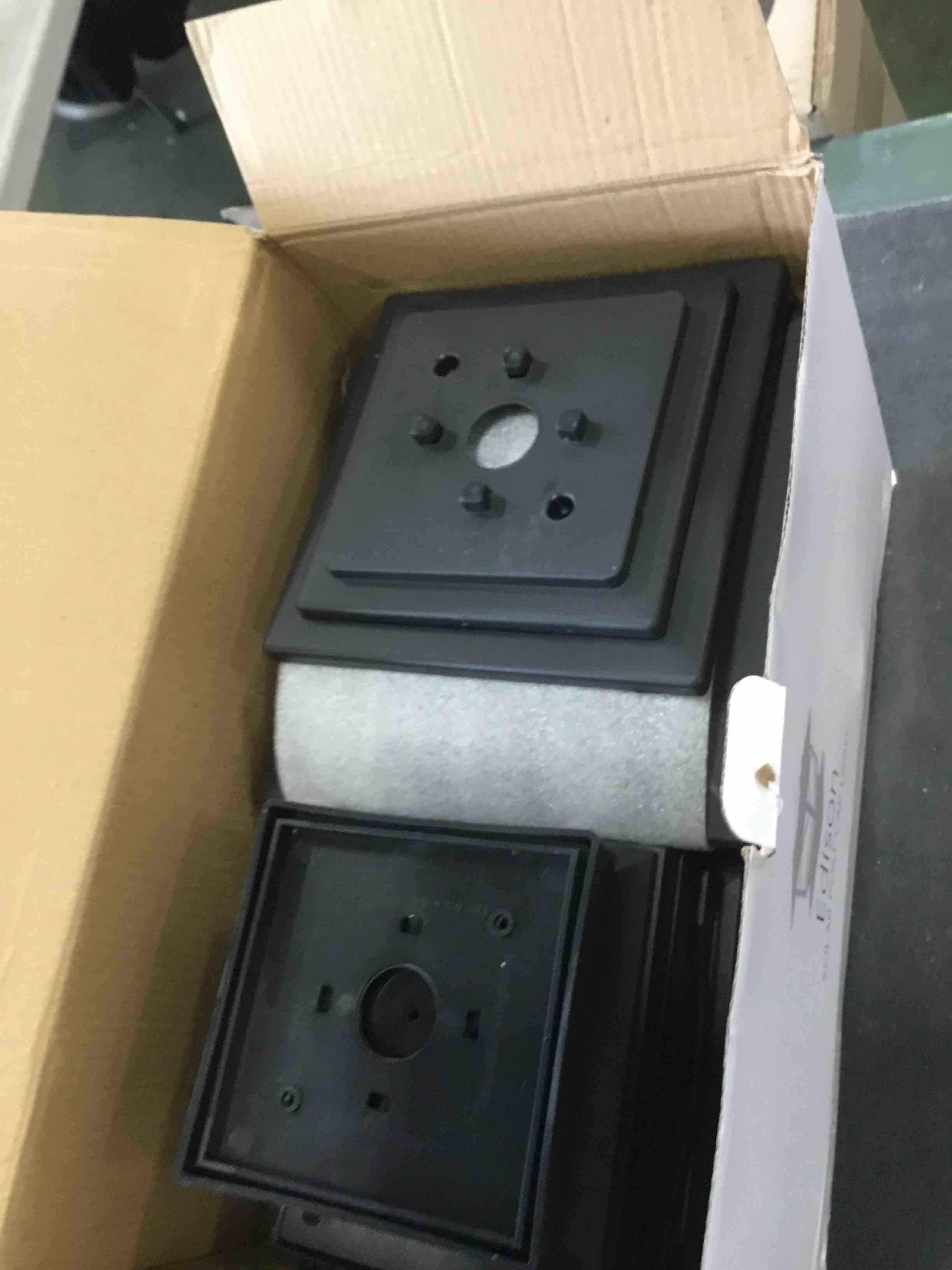 https://s3.amazonaws.com/lotting-images-prod/bidfta/ORG6334603_1712771537796.jpeg