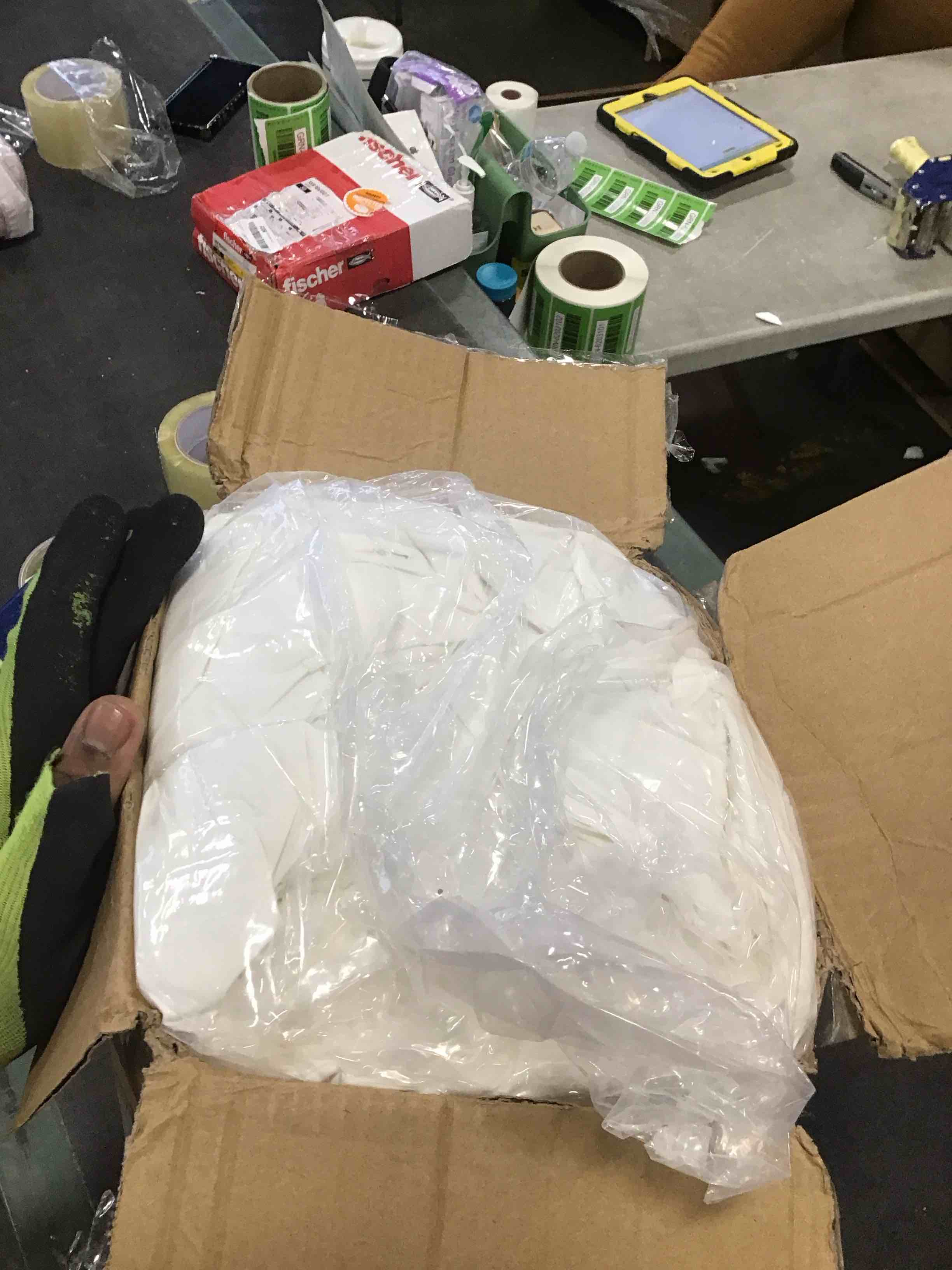 https://s3.amazonaws.com/lotting-images-prod/bidfta/ORG6334916_1712926343854.jpeg
