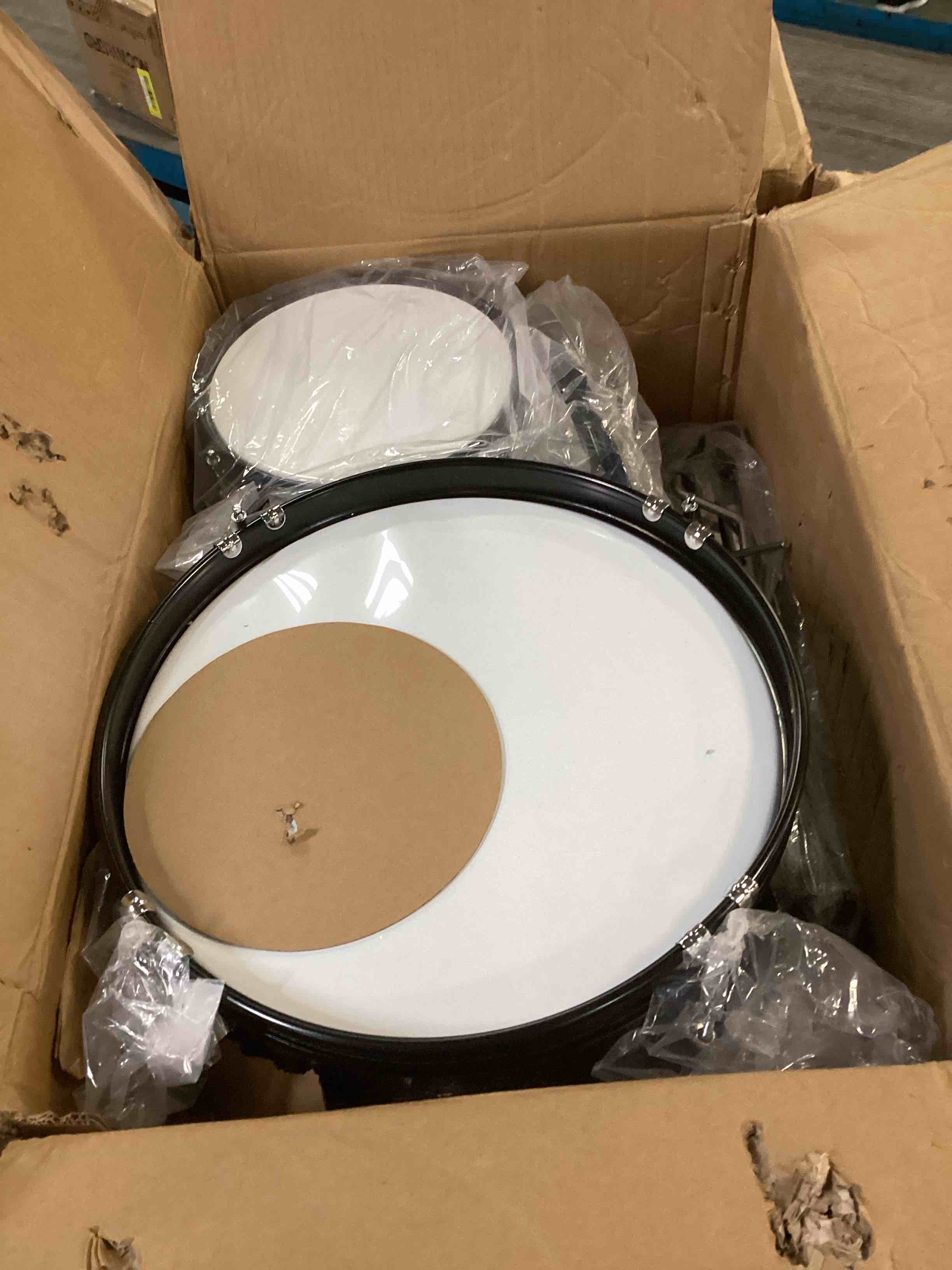 https://s3.amazonaws.com/lotting-images-prod/bidfta/ORG6335217_1712174902754.jpeg