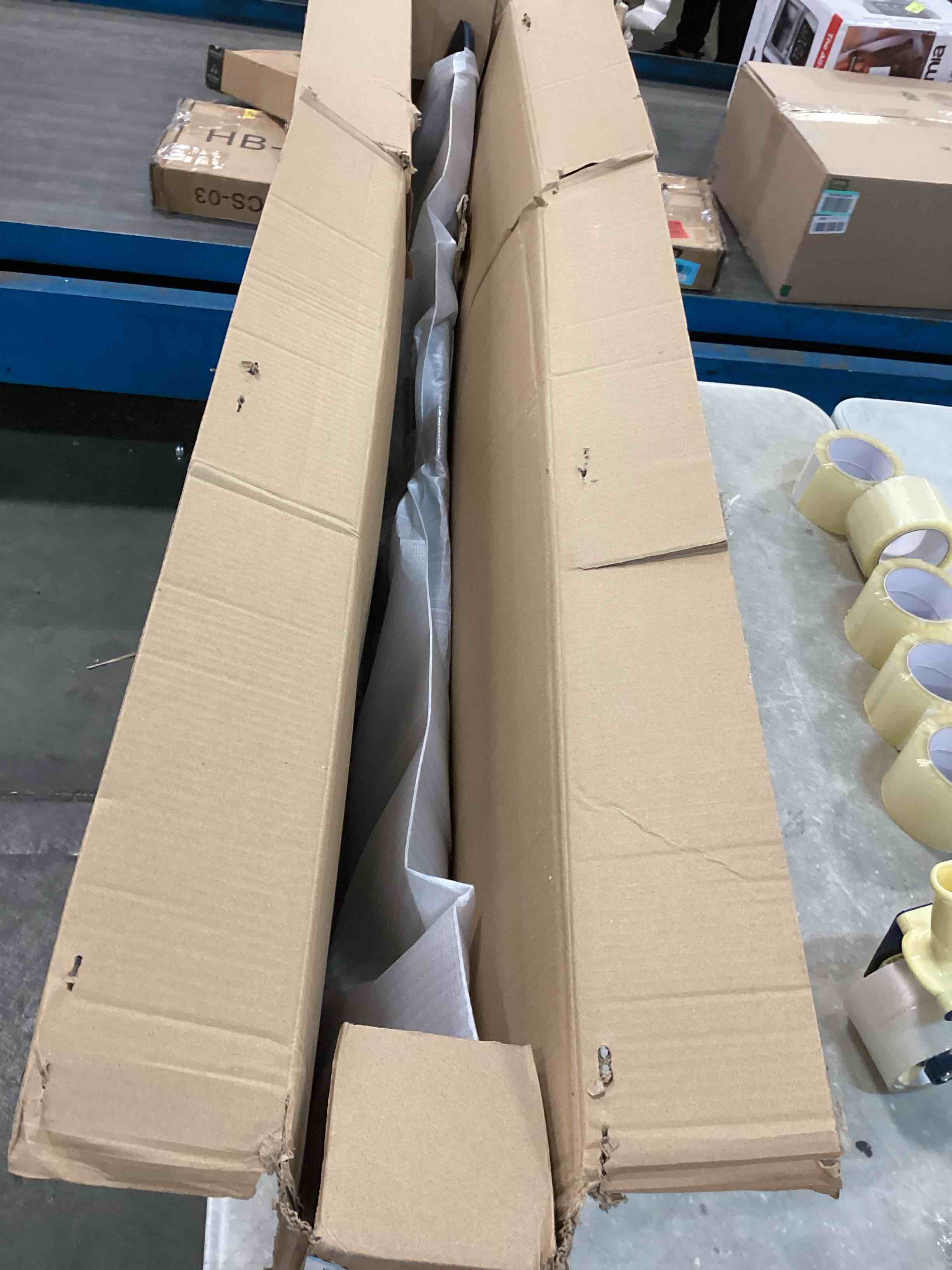 https://s3.amazonaws.com/lotting-images-prod/bidfta/ORG6336360_1712755459325.jpeg