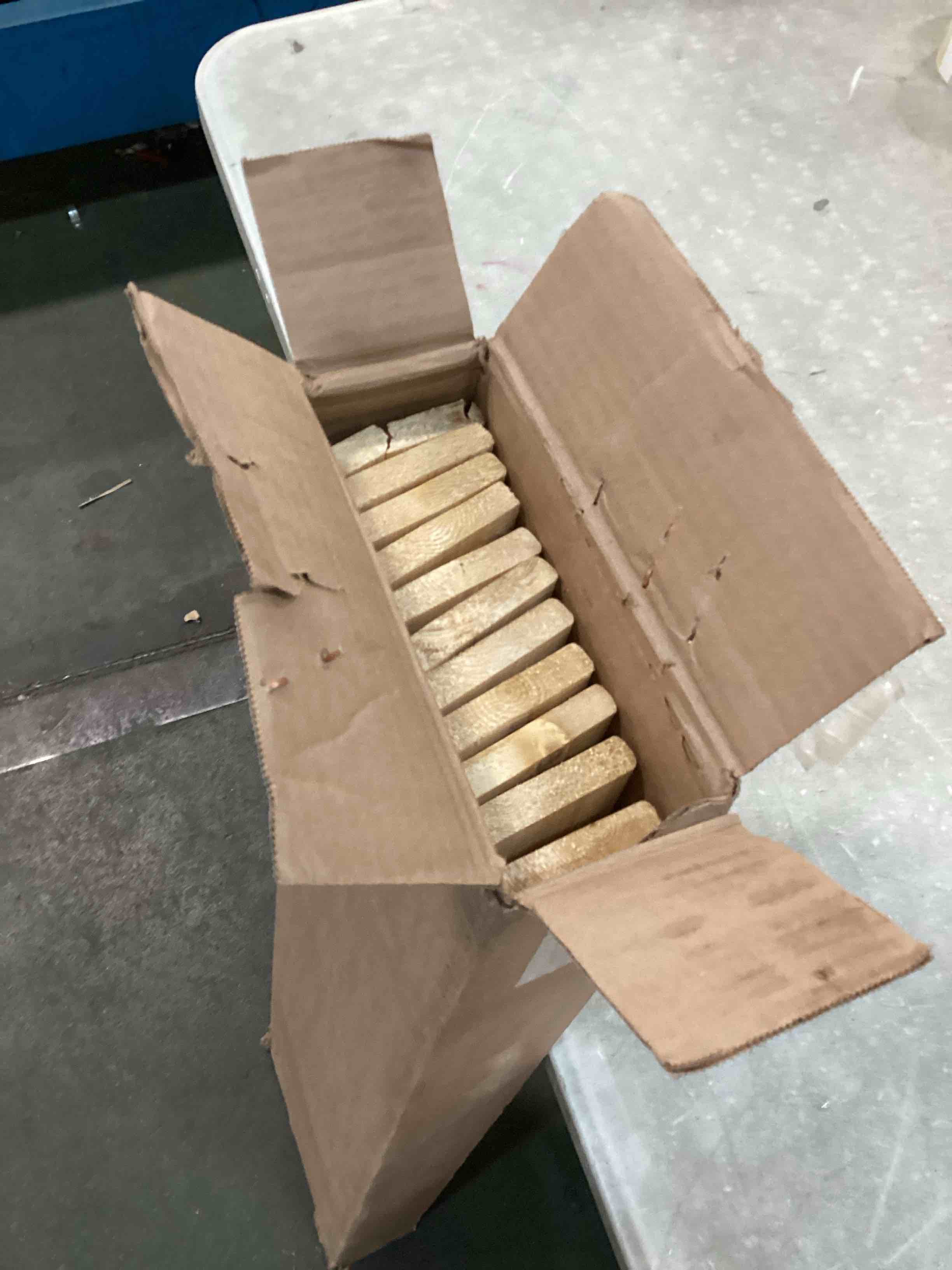 https://s3.amazonaws.com/lotting-images-prod/bidfta/ORG6336362_1712755599043.jpeg