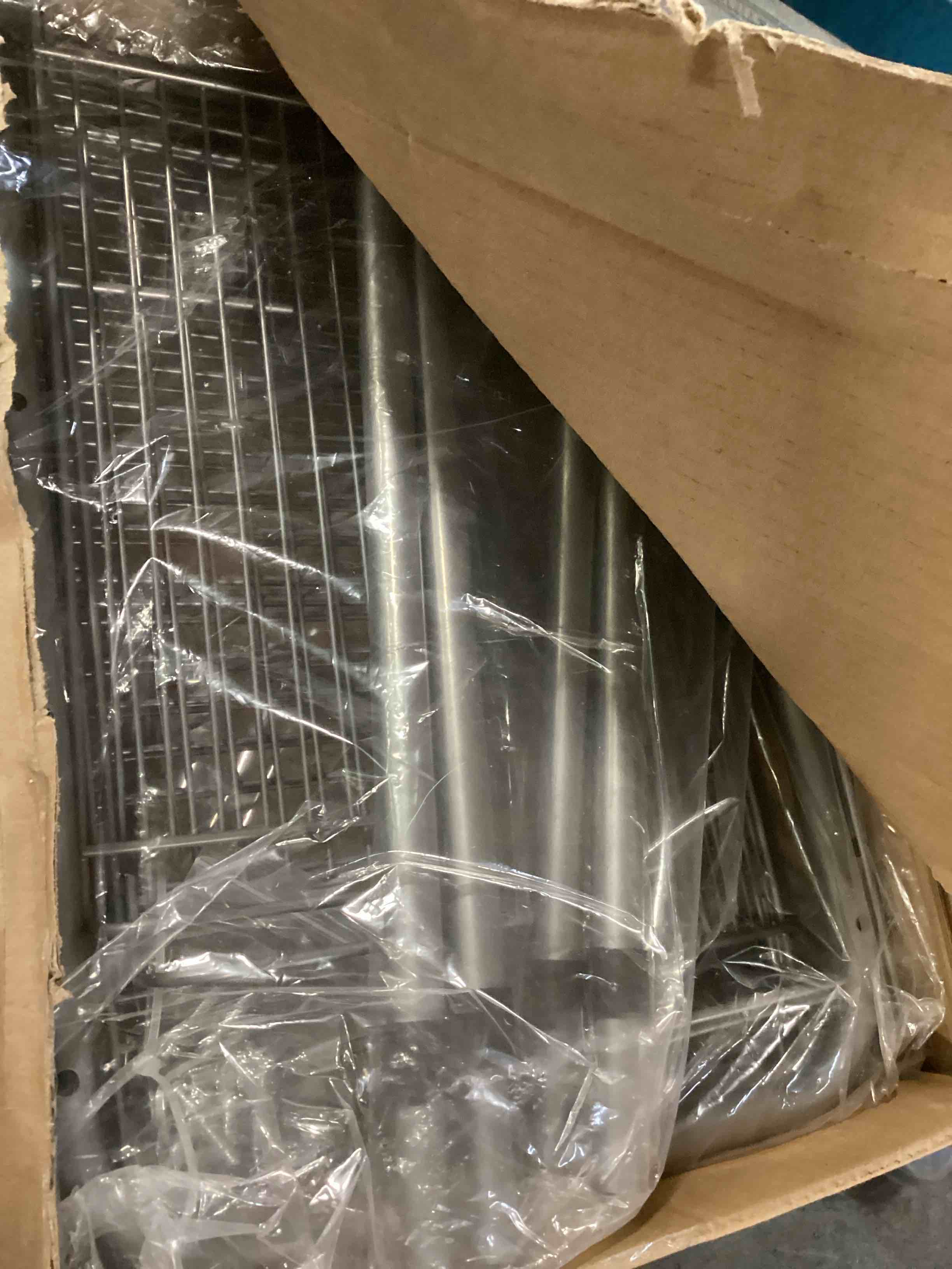 https://s3.amazonaws.com/lotting-images-prod/bidfta/ORG6336485_1712148736450.jpeg