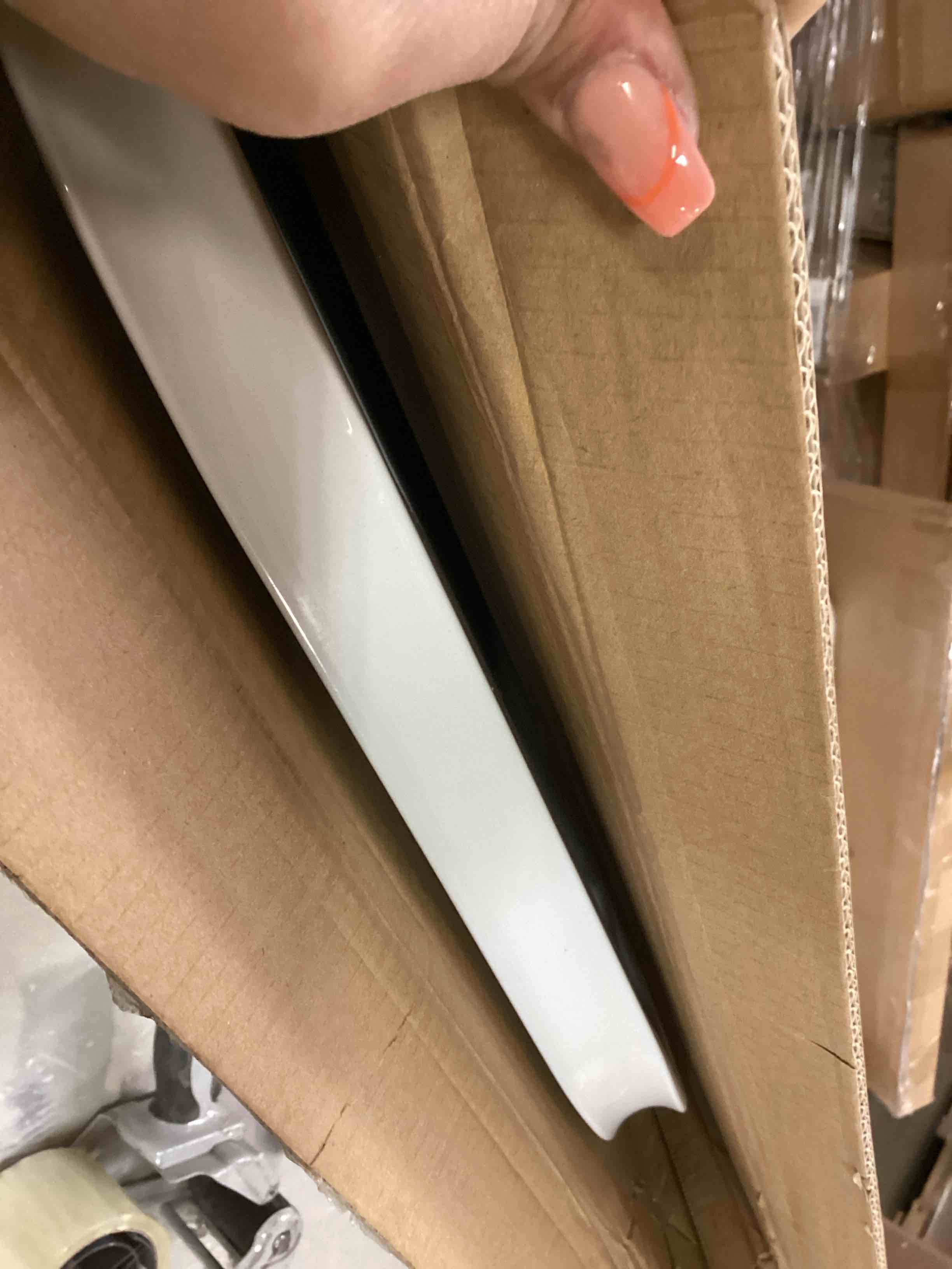 https://s3.amazonaws.com/lotting-images-prod/bidfta/ORG6337002_1712327544229.jpeg