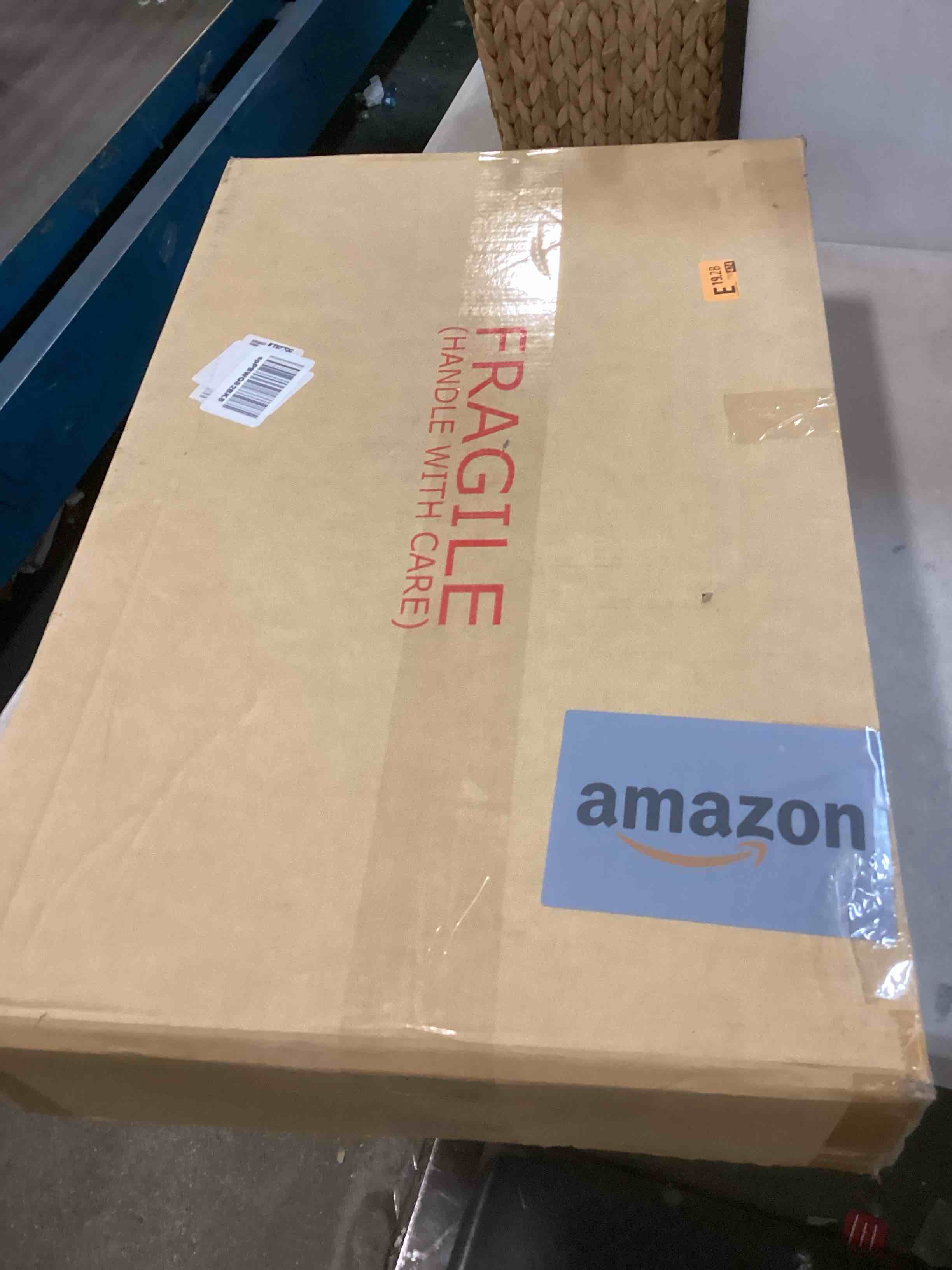 https://s3.amazonaws.com/lotting-images-prod/bidfta/ORG6337557_1712679518491.jpeg