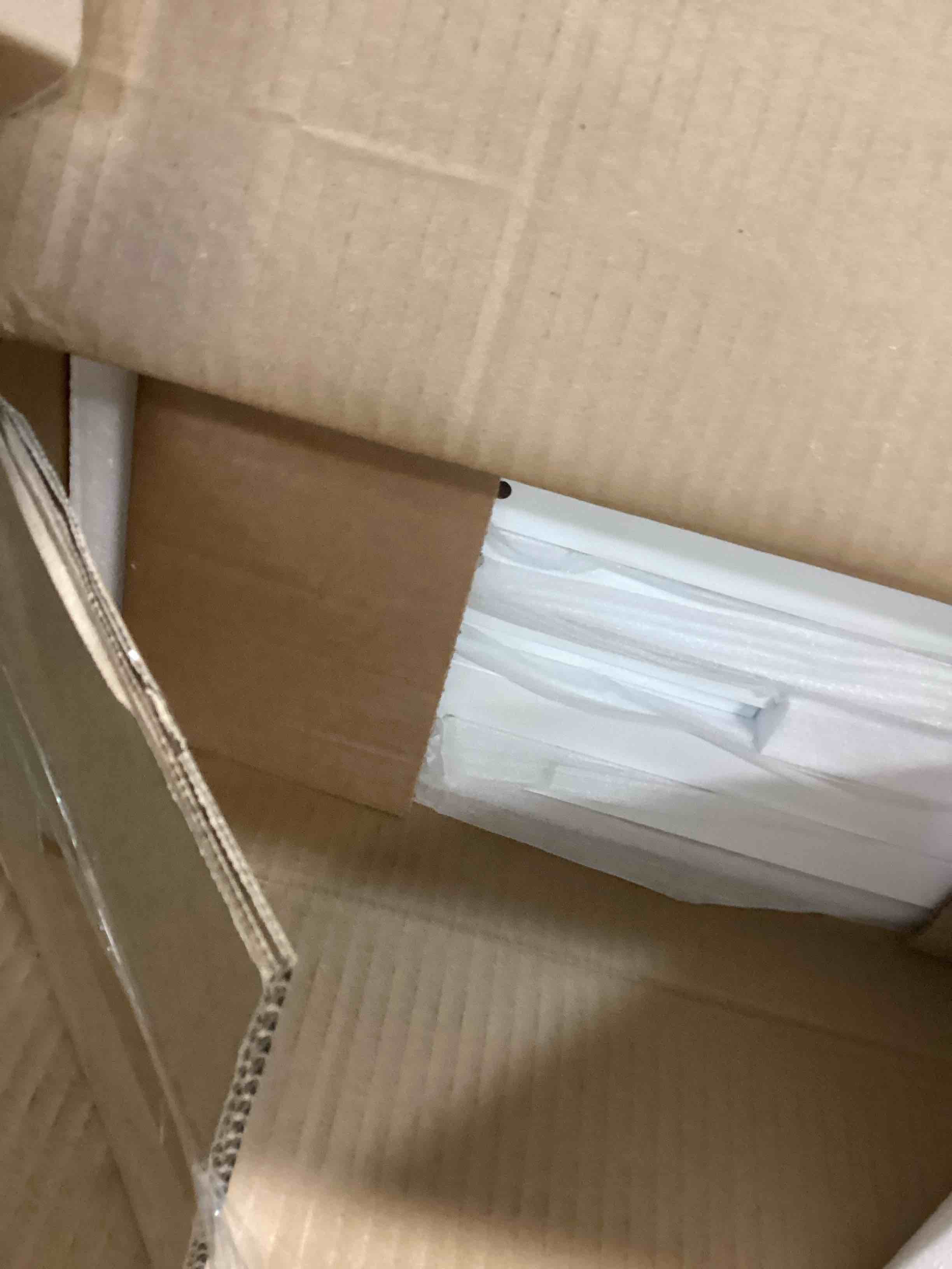 https://s3.amazonaws.com/lotting-images-prod/bidfta/ORG6337562_1712680013537.jpeg