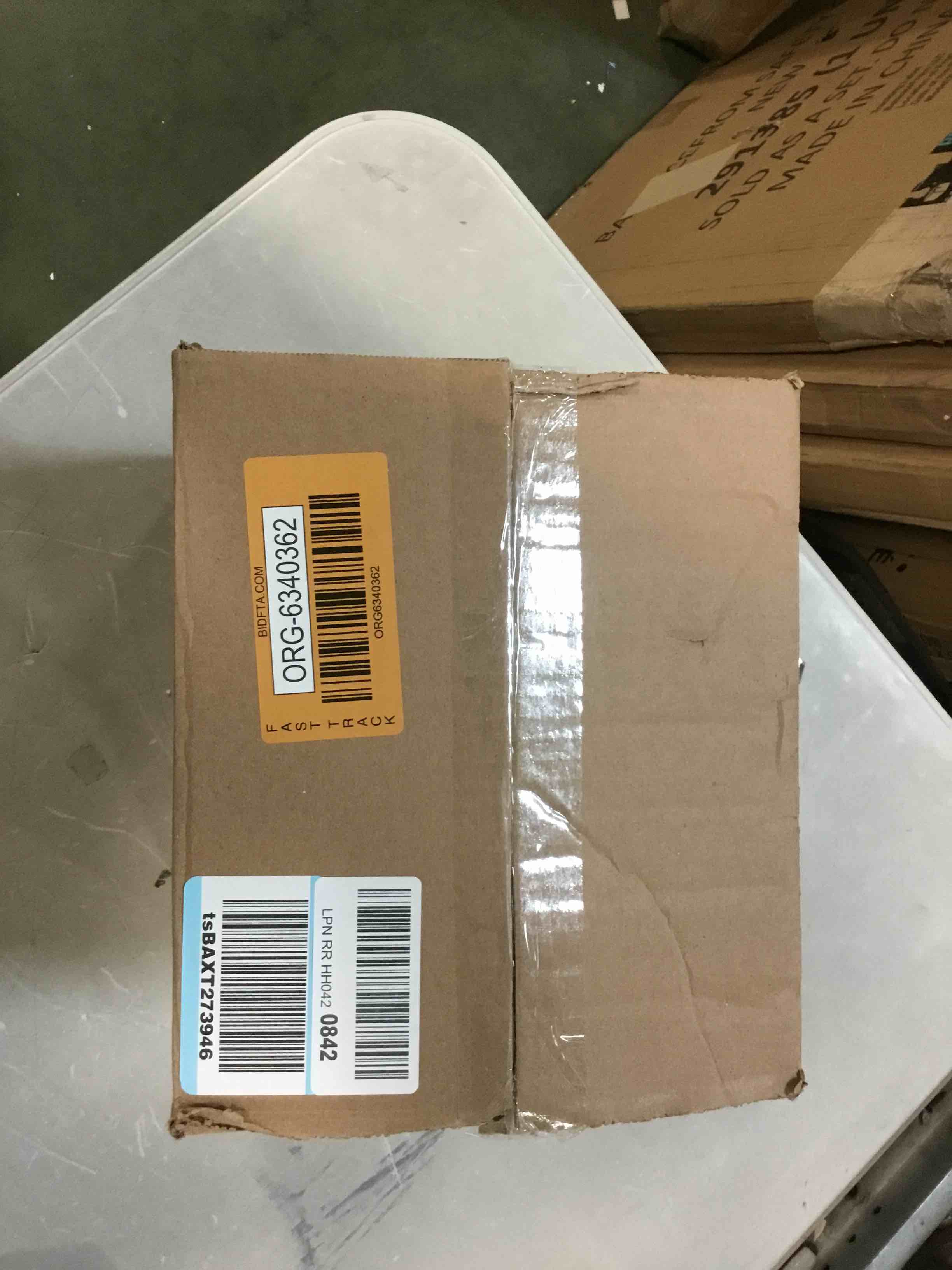 https://s3.amazonaws.com/lotting-images-prod/bidfta/ORG6340362_1712686296230.jpeg