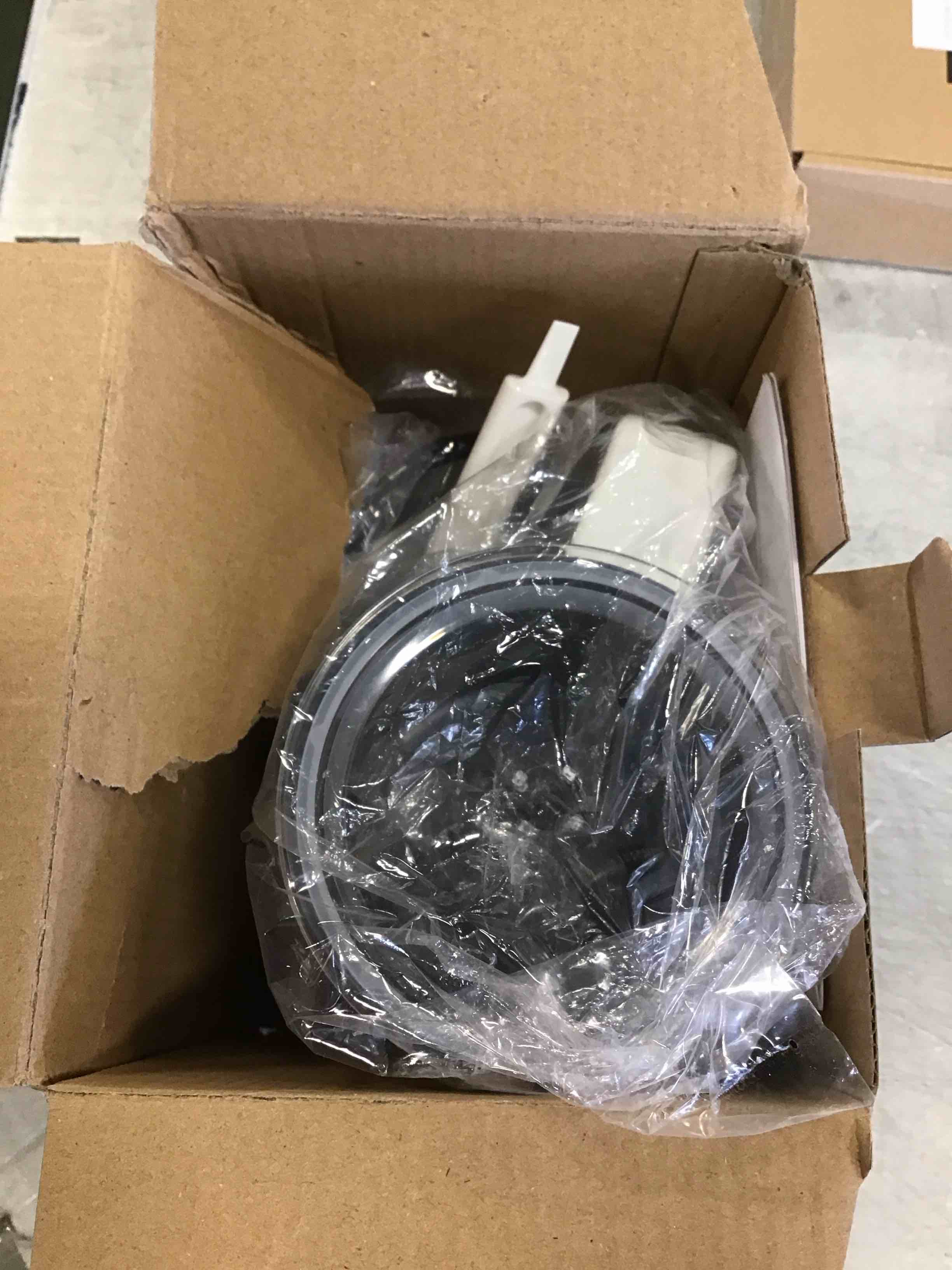 https://s3.amazonaws.com/lotting-images-prod/bidfta/ORG6341637_1712425660280.jpeg