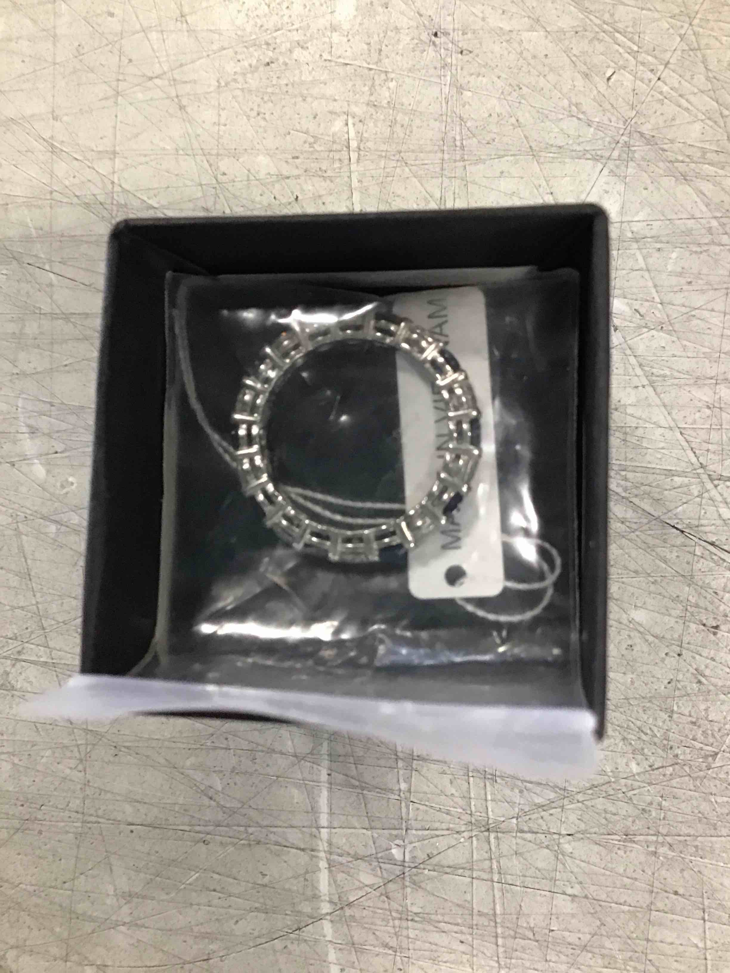 https://s3.amazonaws.com/lotting-images-prod/bidfta/ORG6341703_1712430714618.jpeg
