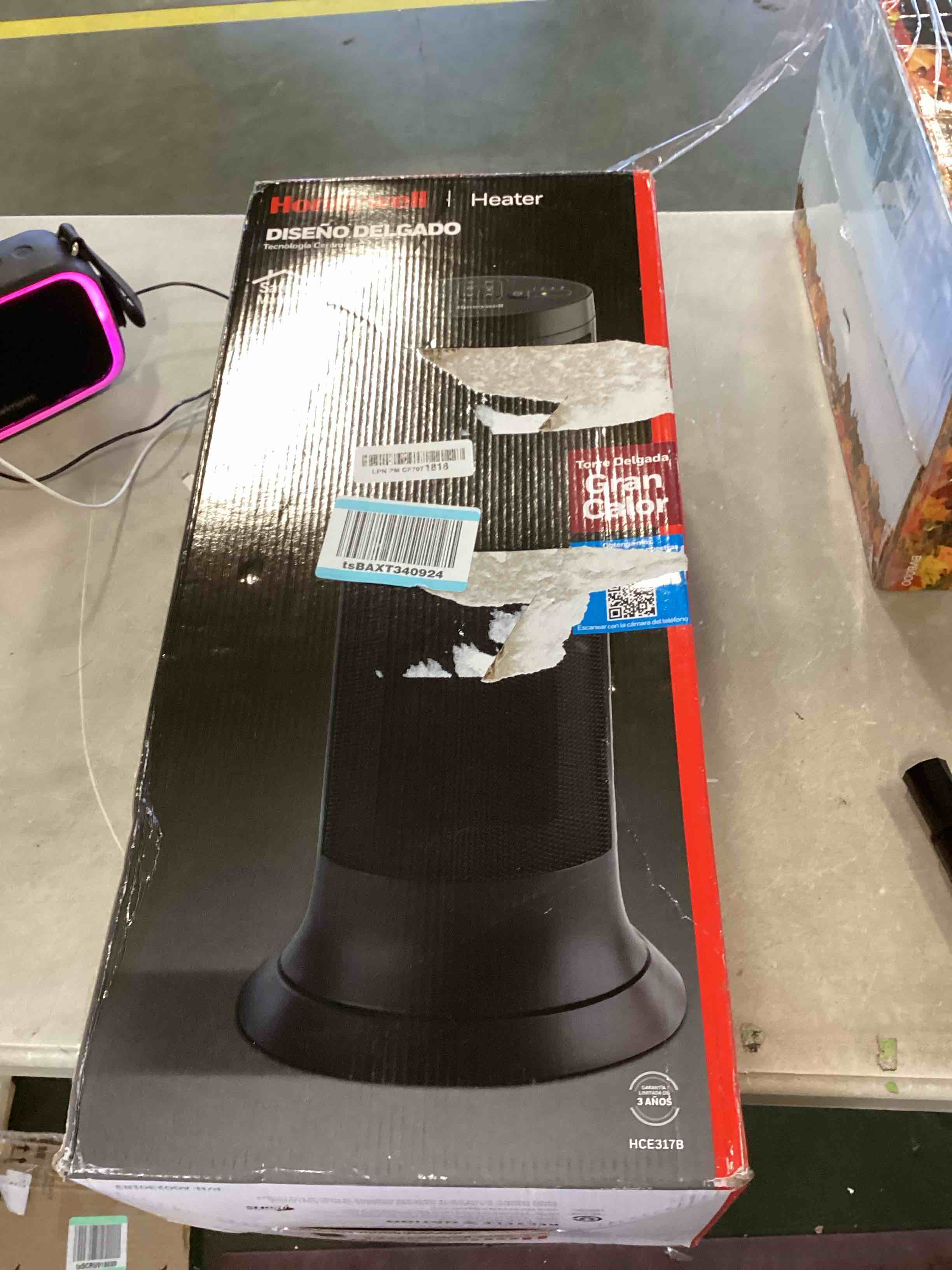 https://s3.amazonaws.com/lotting-images-prod/bidfta/ORG6347002_1711396584667.jpeg