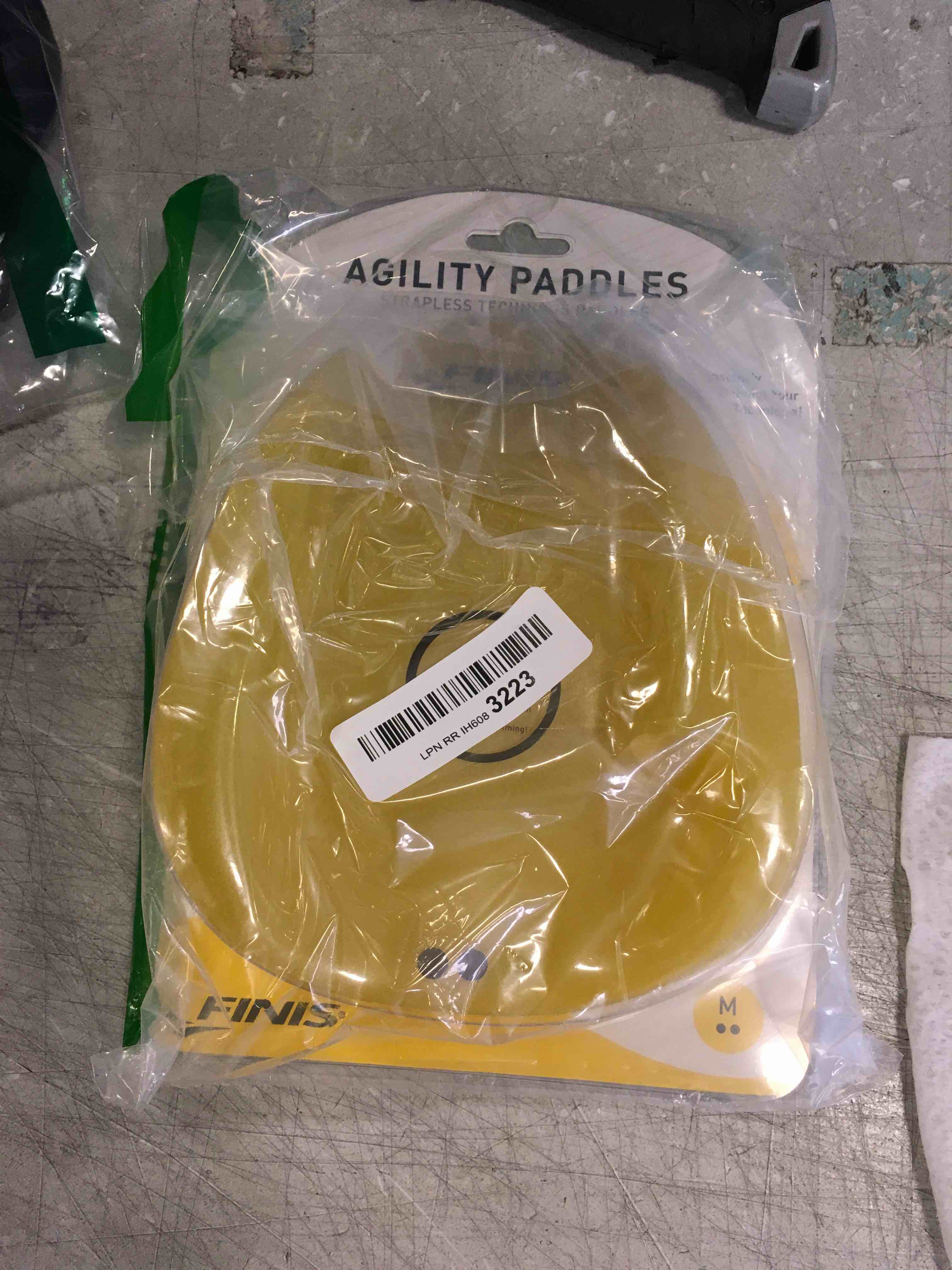 https://s3.amazonaws.com/lotting-images-prod/bidfta/ORG6348679_1711567586868.jpeg