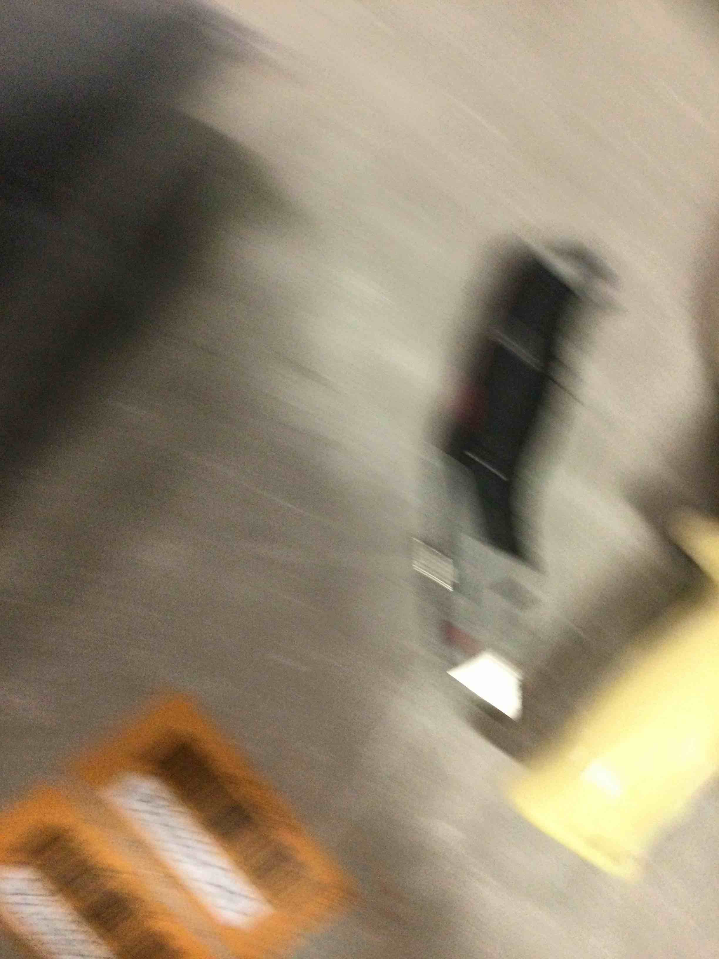 https://s3.amazonaws.com/lotting-images-prod/bidfta/ORG6351789_1712932932494.jpeg