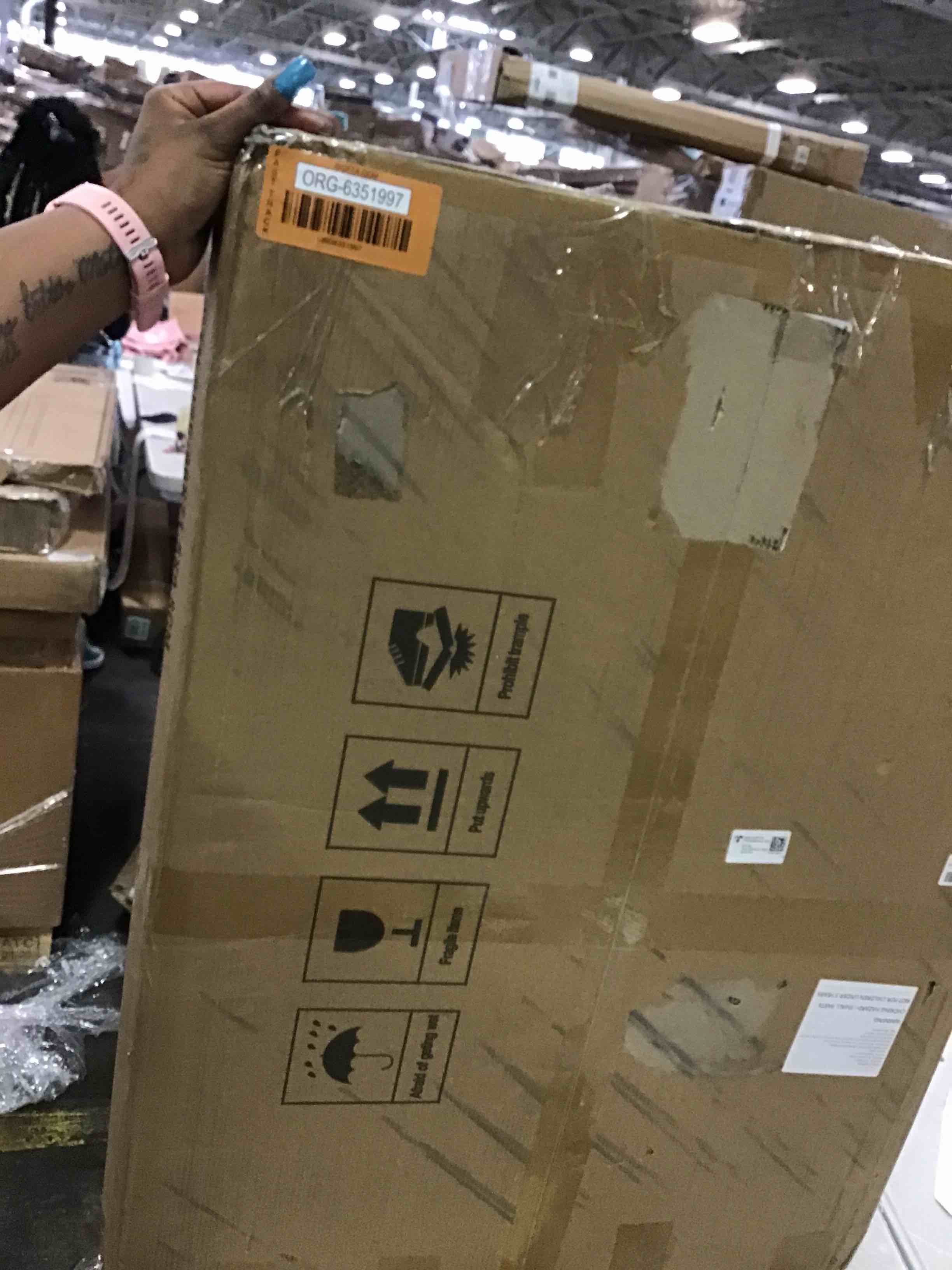 https://s3.amazonaws.com/lotting-images-prod/bidfta/ORG6351997_1713206979962.jpeg