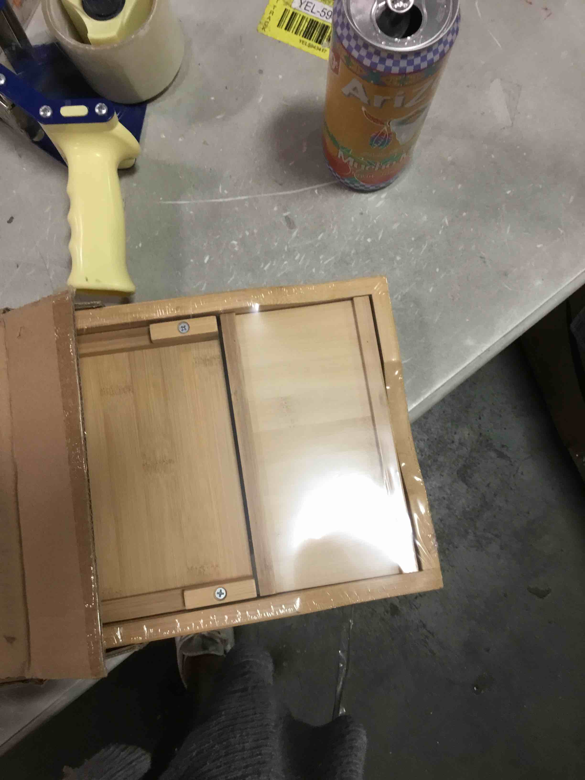 https://s3.amazonaws.com/lotting-images-prod/bidfta/ORG6352022_1713271121106.jpeg