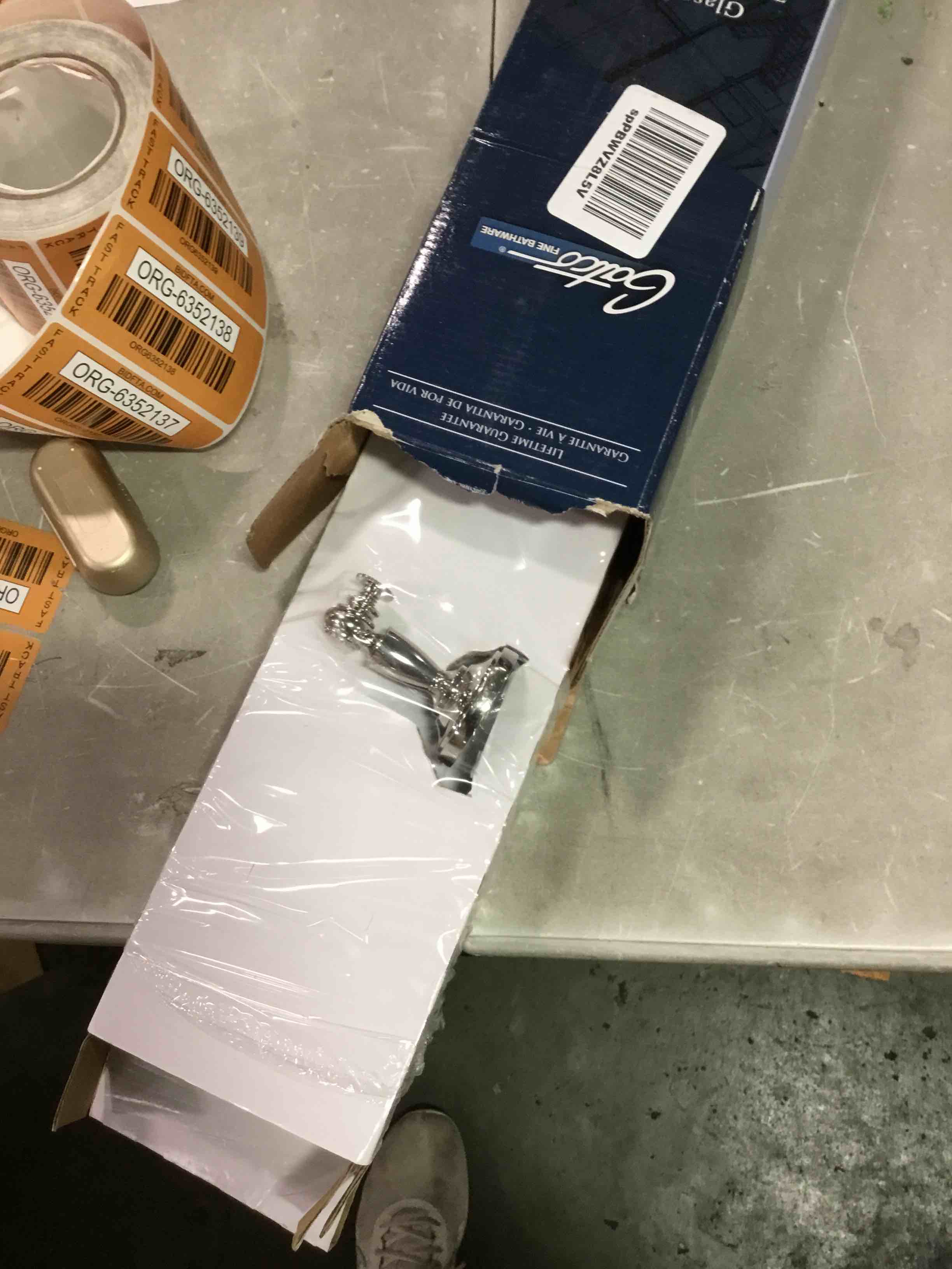 https://s3.amazonaws.com/lotting-images-prod/bidfta/ORG6352131_1713297678878.jpeg