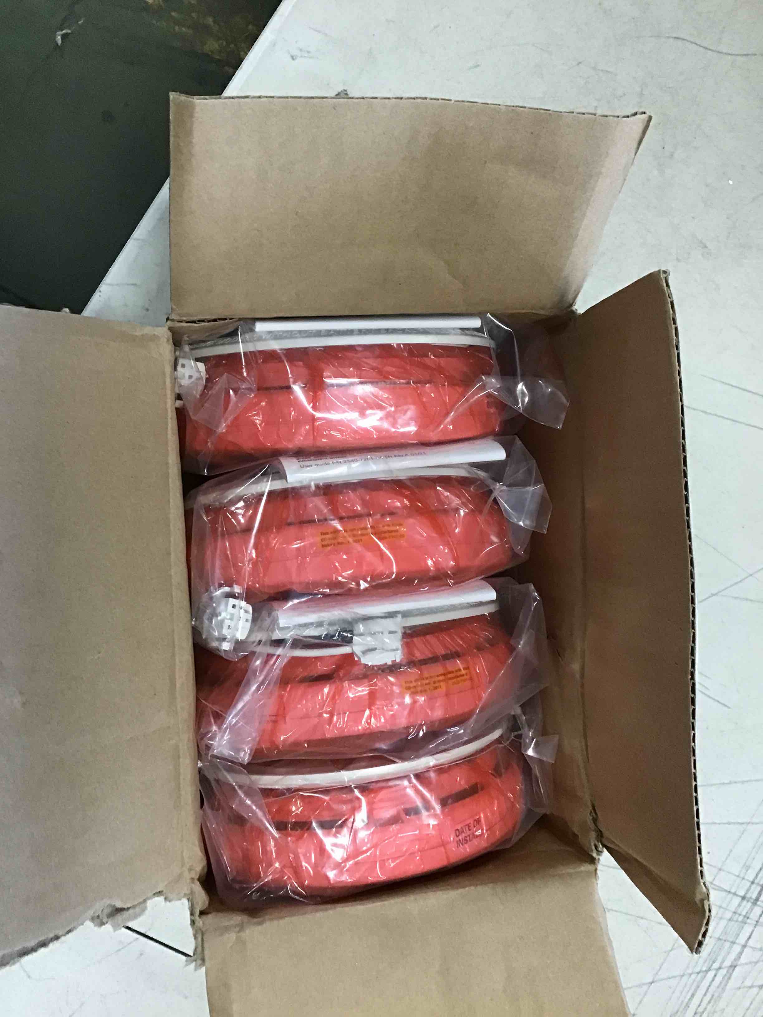 https://s3.amazonaws.com/lotting-images-prod/bidfta/ORG6353379_1712764570778.jpeg