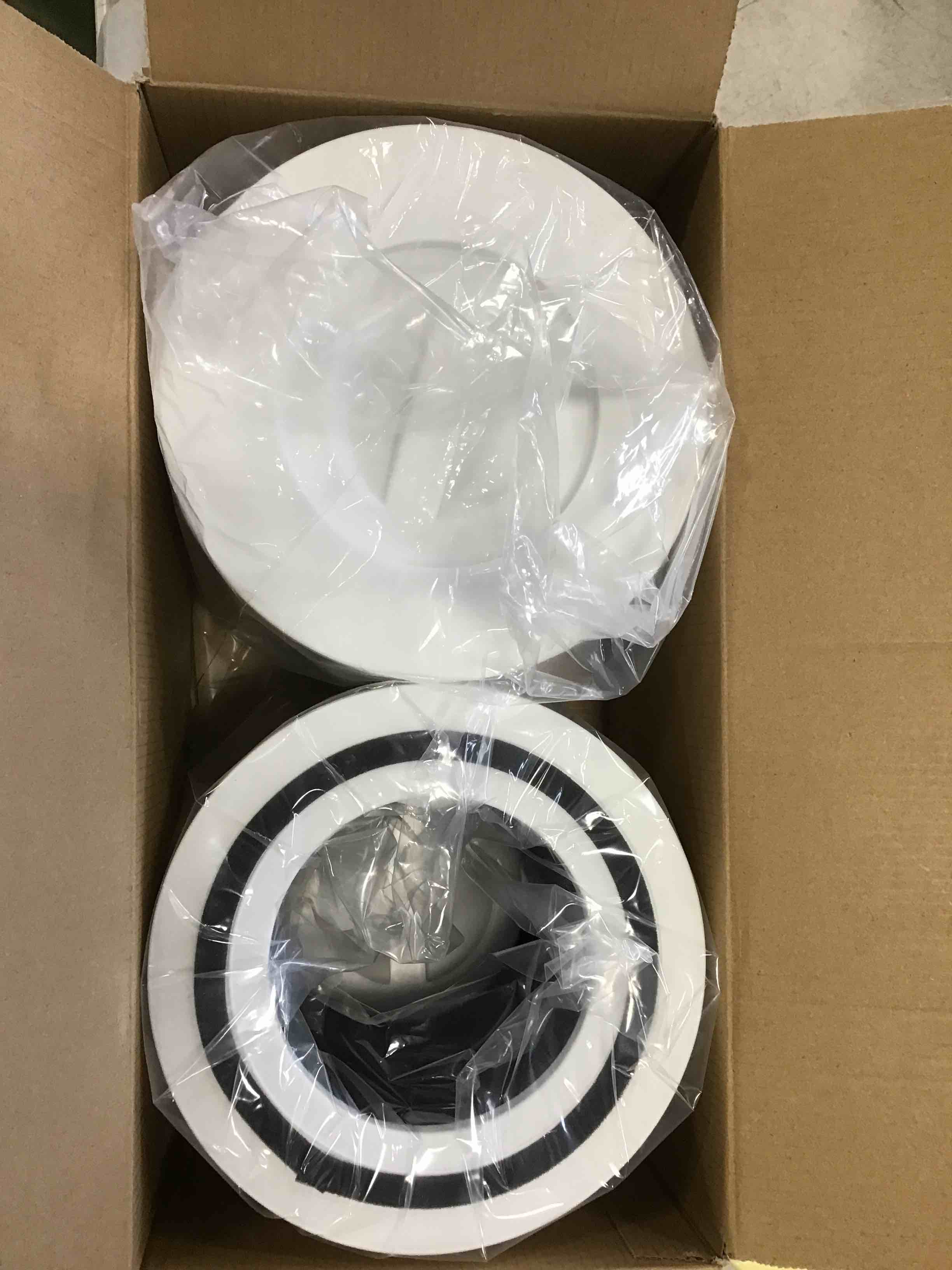 https://s3.amazonaws.com/lotting-images-prod/bidfta/ORG6354073_1712947906701.jpeg