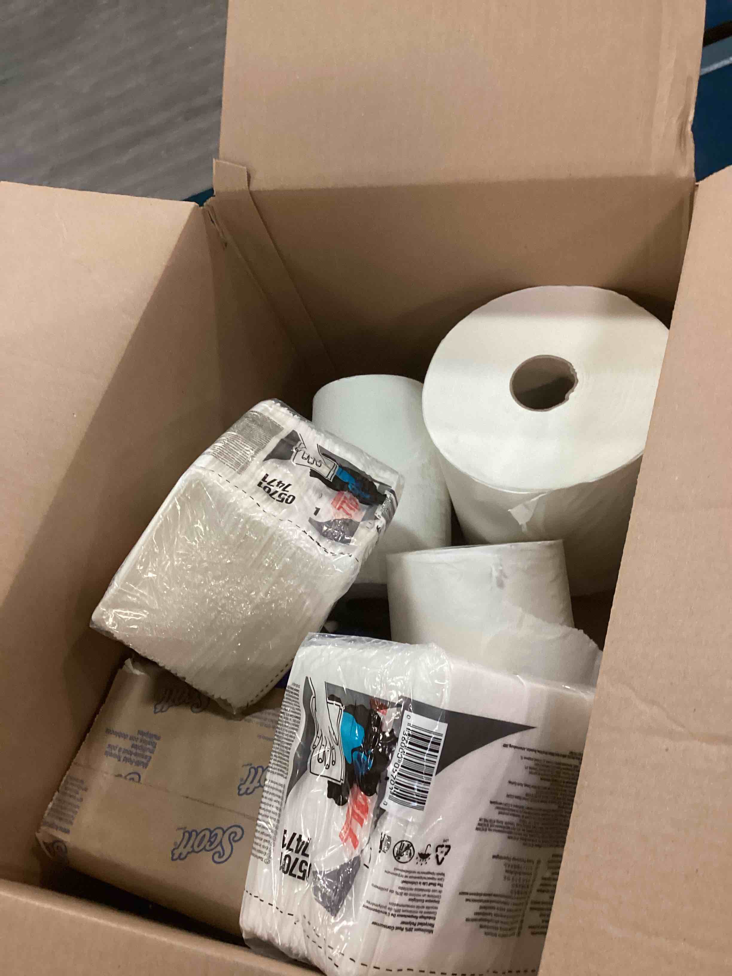 https://s3.amazonaws.com/lotting-images-prod/bidfta/ORG6356137_1712673329837.jpeg