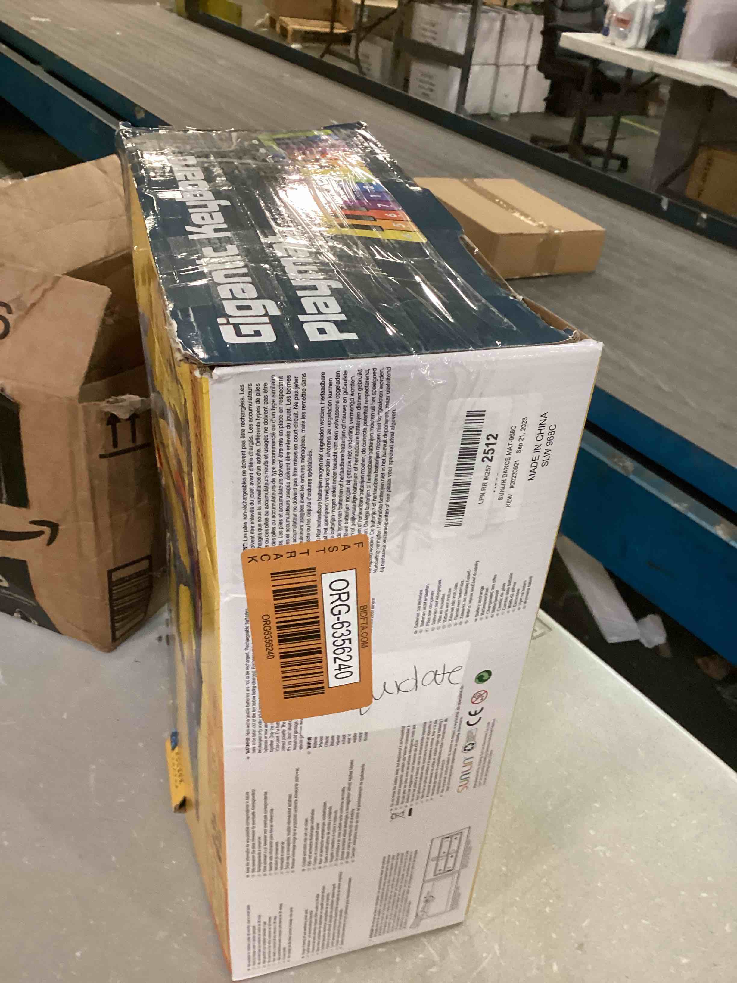 https://s3.amazonaws.com/lotting-images-prod/bidfta/ORG6356240_1712687369841.jpeg