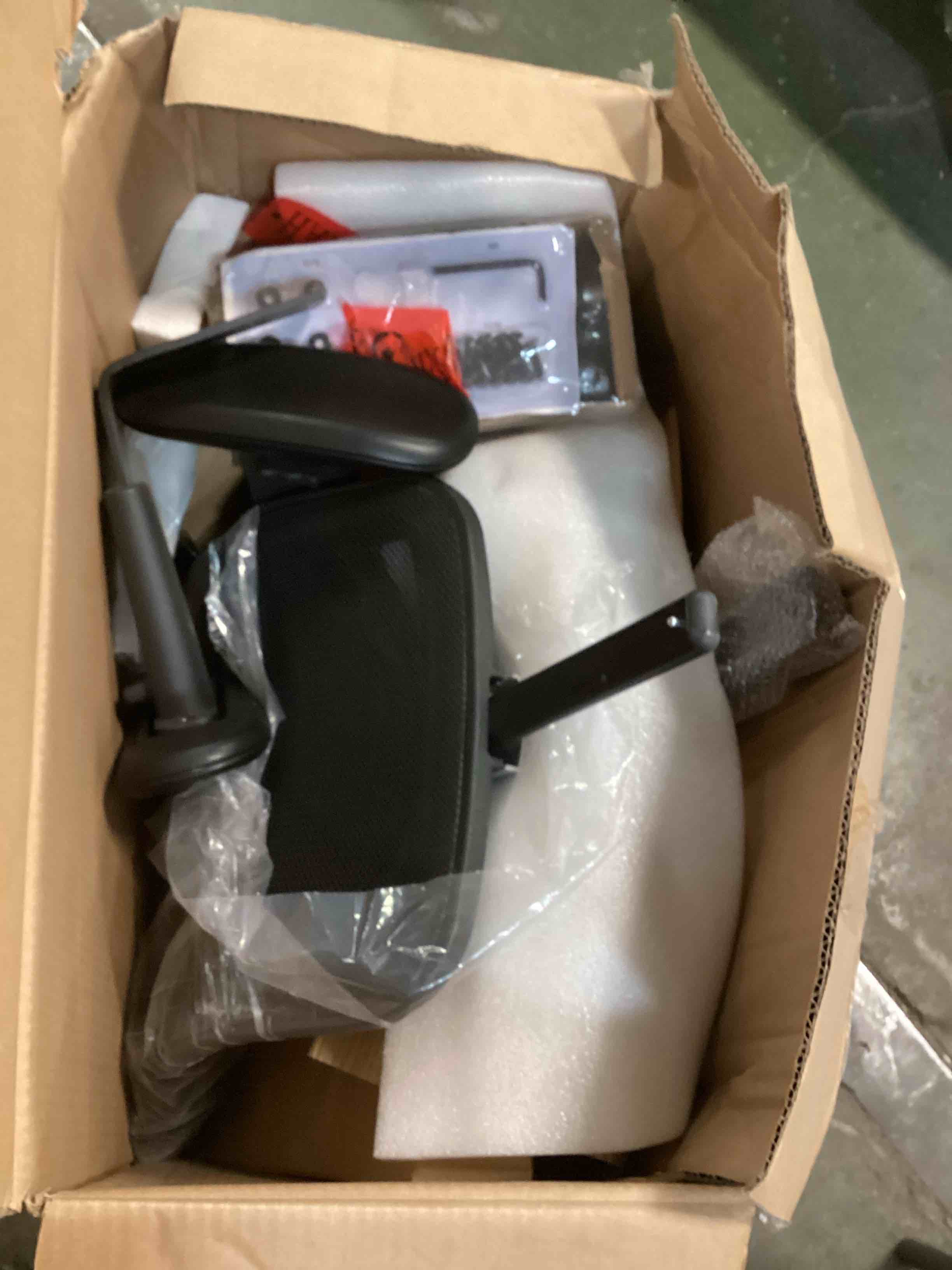 https://s3.amazonaws.com/lotting-images-prod/bidfta/ORG6356656_1712937189199.jpeg
